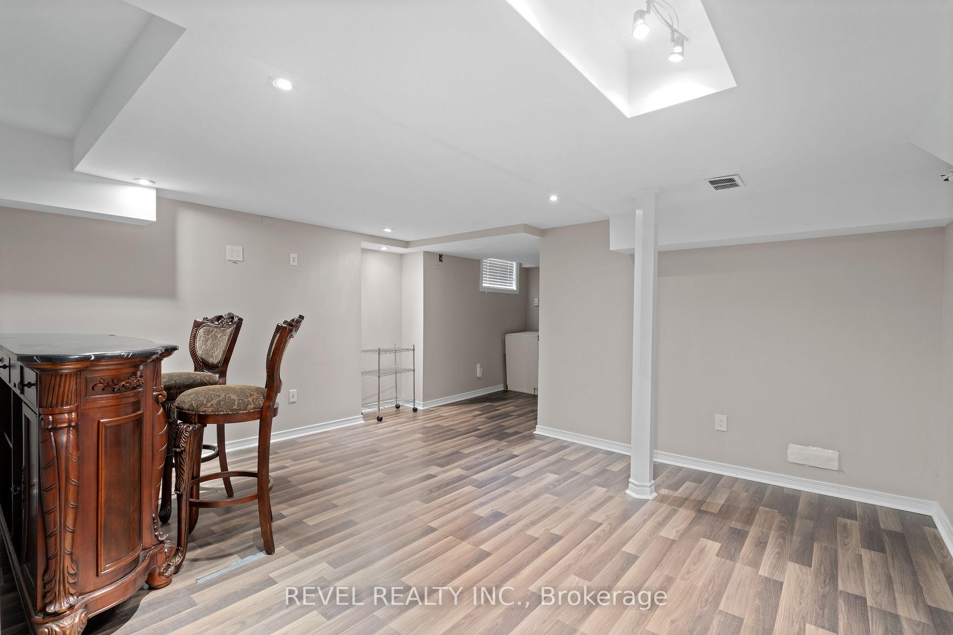 Photo 26 of 112 Violet Street, Barrie, Holly — HOMEH