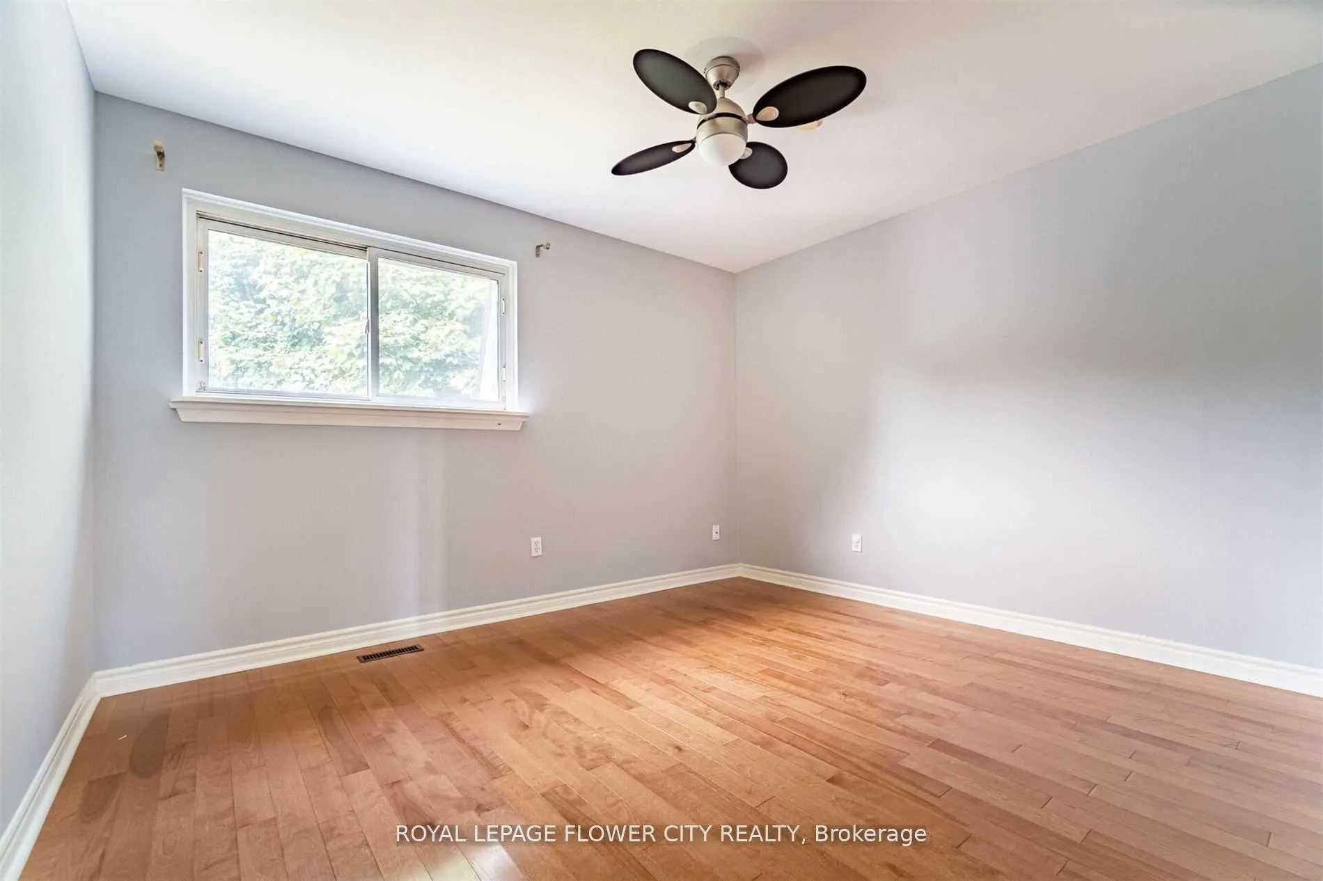 Photo 12 of 5 Grassmere Crescent, Brampton, Northgate — HOMEH