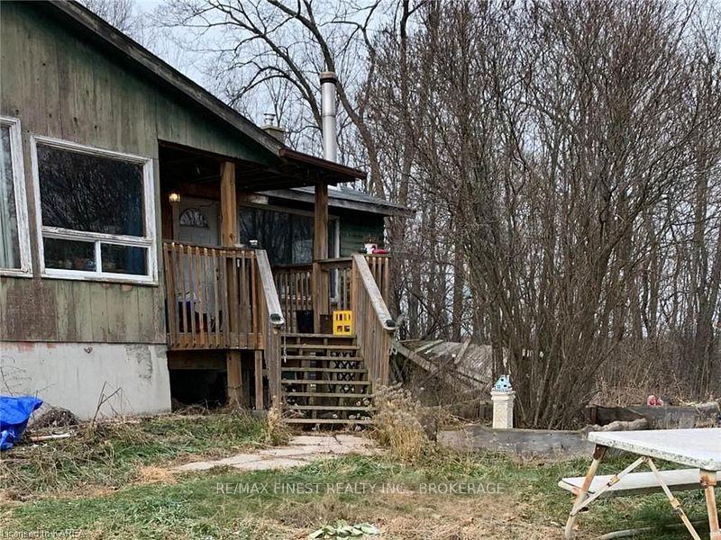 Photo 1 of 4677 Wilmer Road, Frontenac, Frontenac South — HOMEH