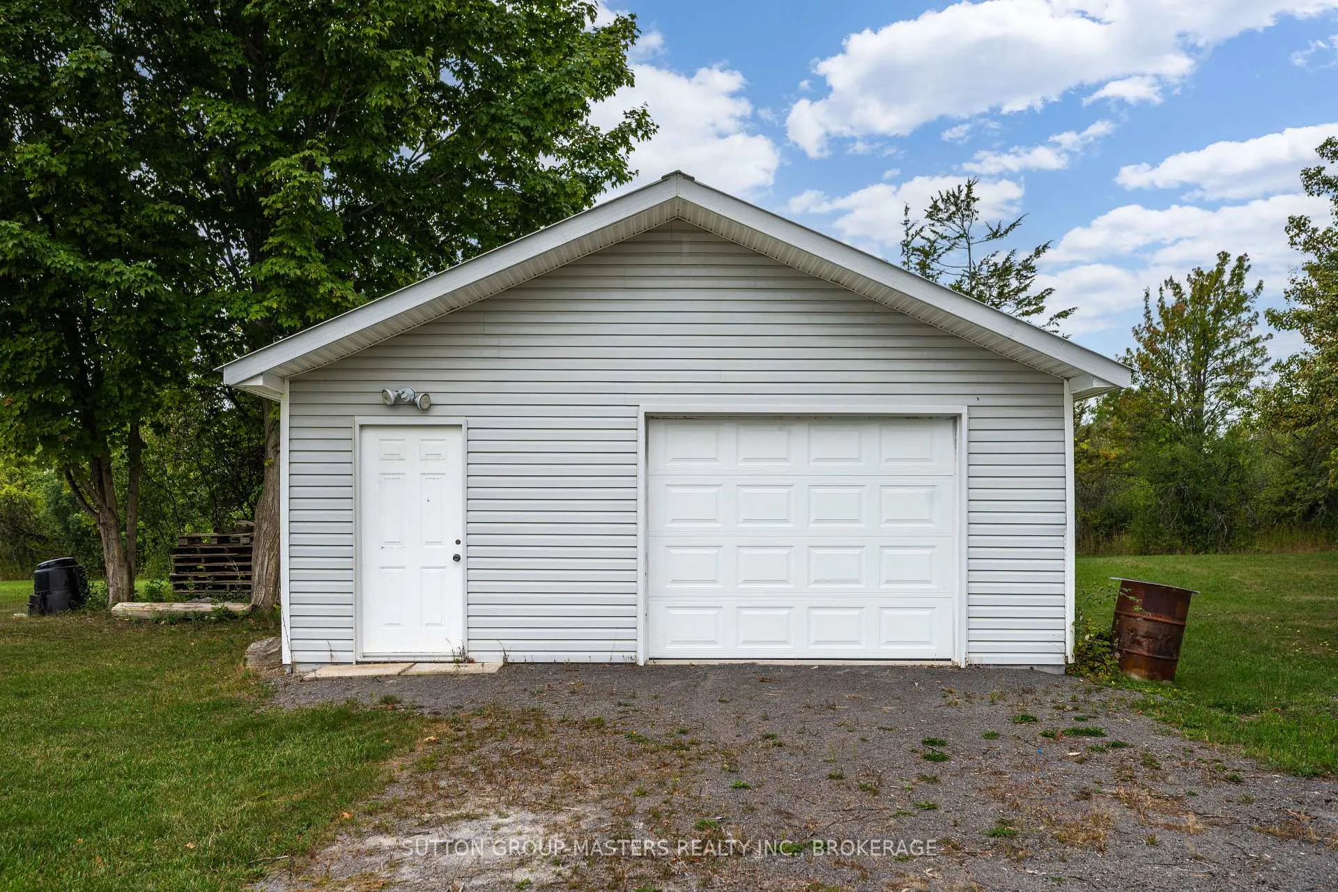 Photo 5 of 931 Powerline Road, Quinte West, Murray Ward — HOMEH