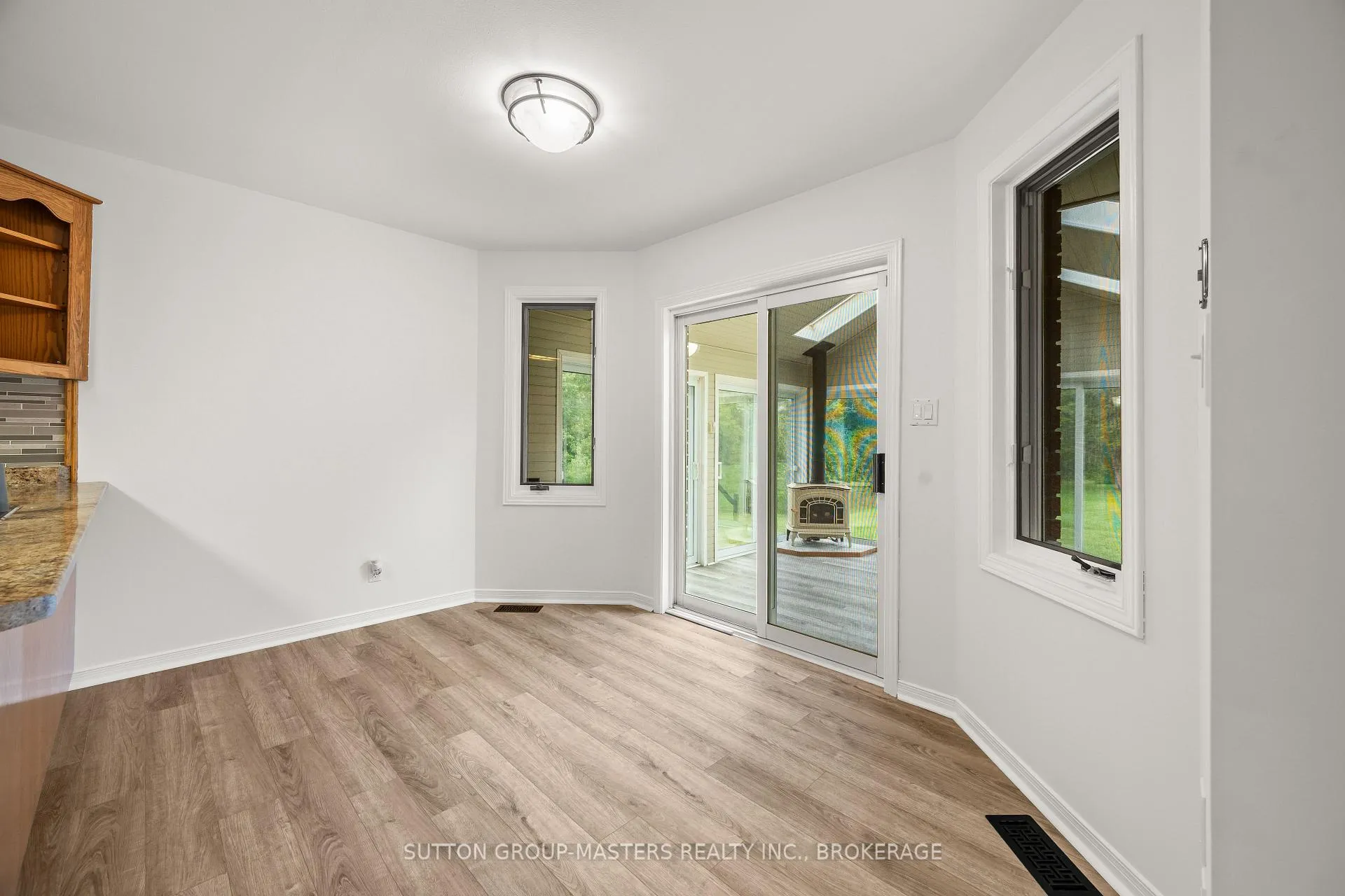 Photo 21 of 931 Powerline Road, Quinte West, Murray Ward — HOMEH