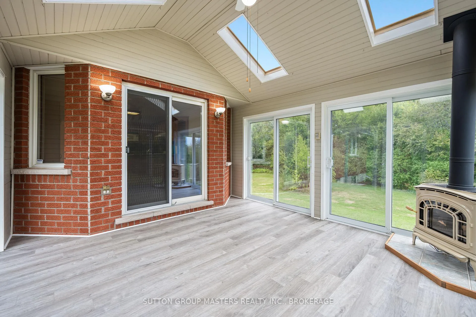 Photo 23 of 931 Powerline Road, Quinte West, Murray Ward — HOMEH