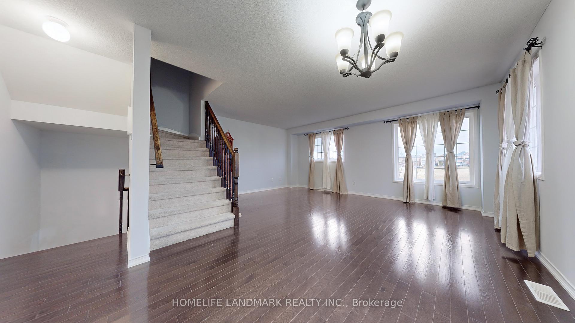 Photo 24 of 469 Rossland Road E, Ajax, Central East — HOMEH