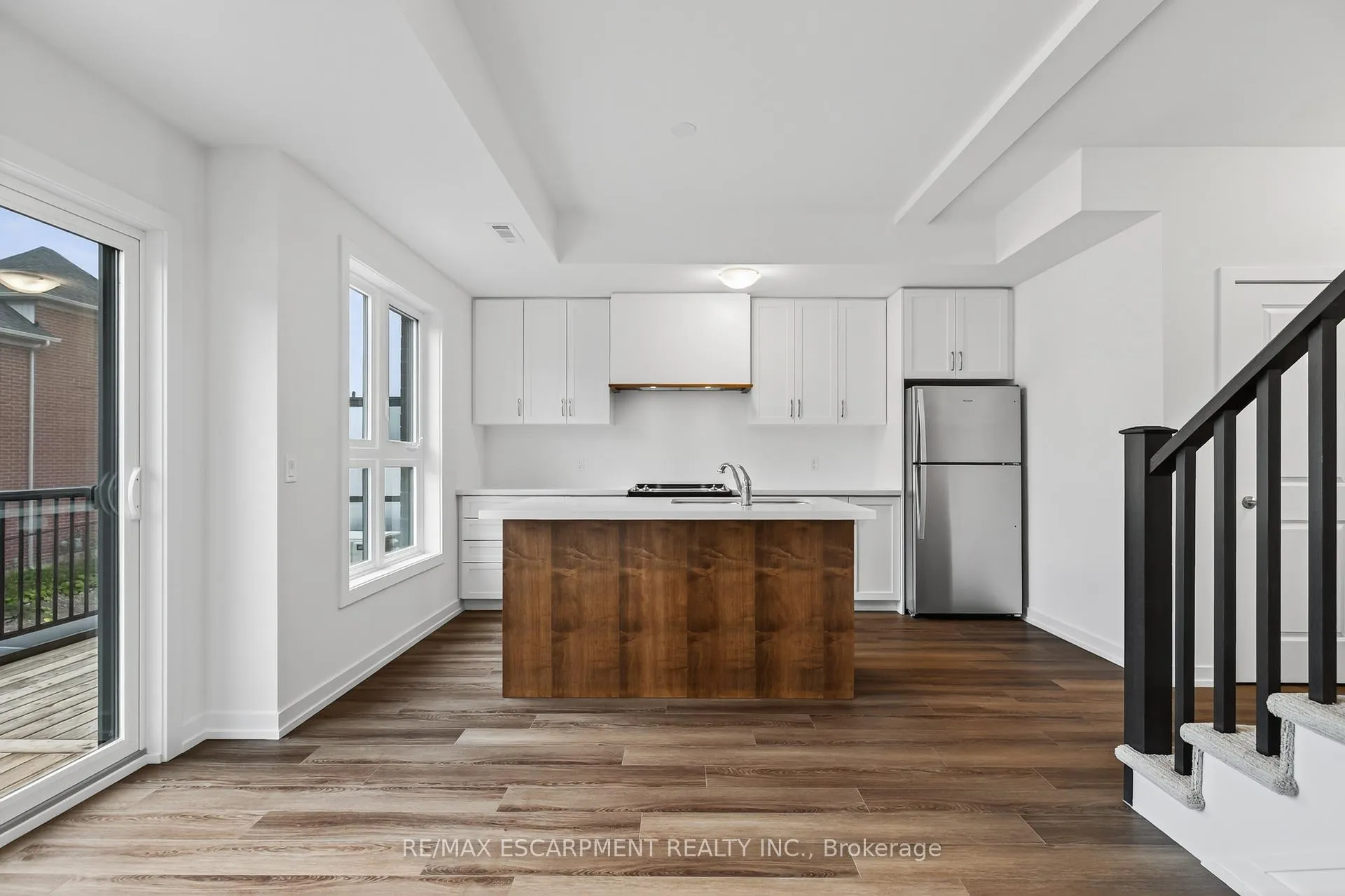 Photo 11 of Unit 28, 70 Kenesky Drive, Hamilton, Waterdown — HOMEH