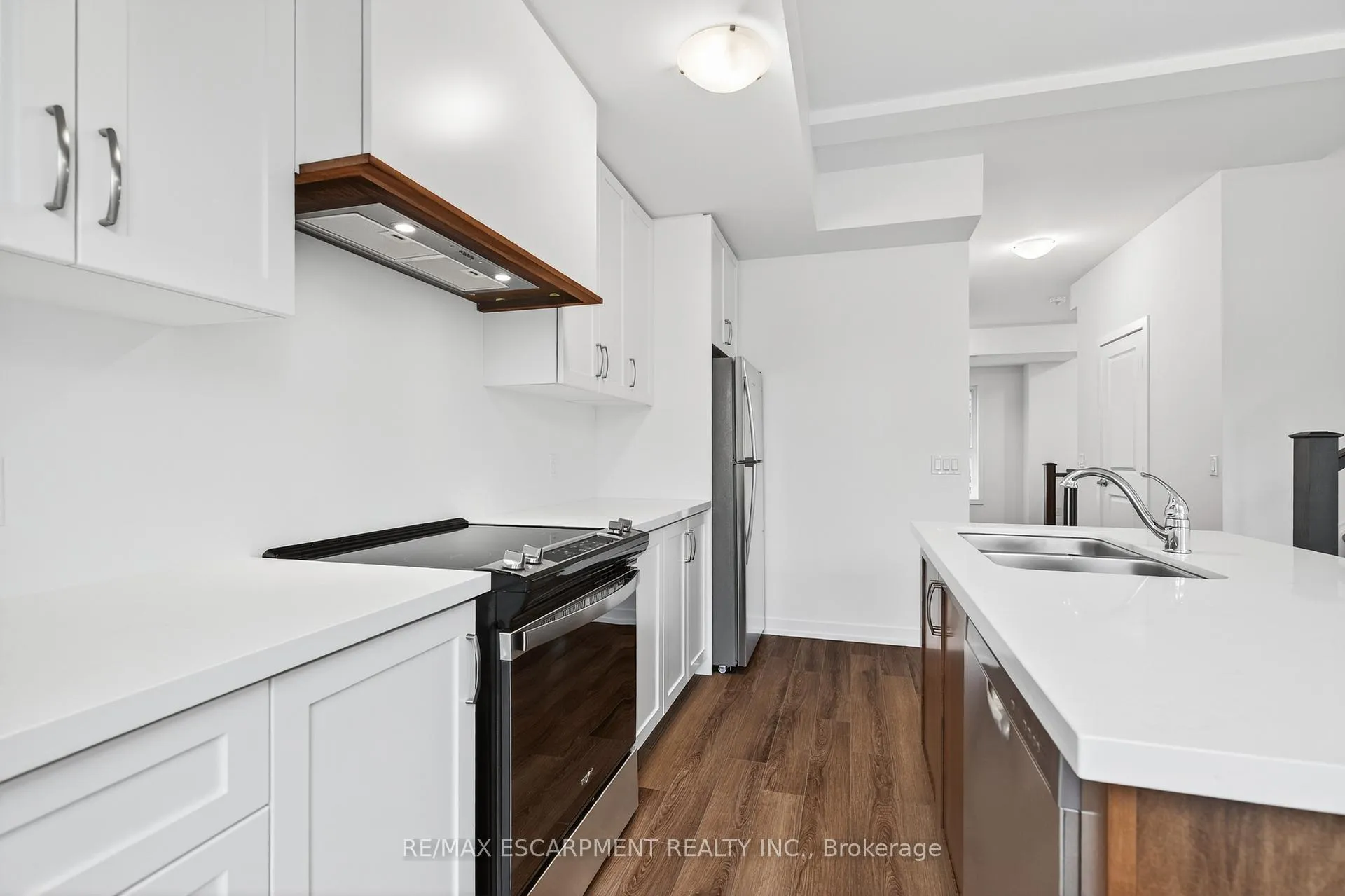 Photo 16 of Unit 28, 70 Kenesky Drive, Hamilton, Waterdown — HOMEH