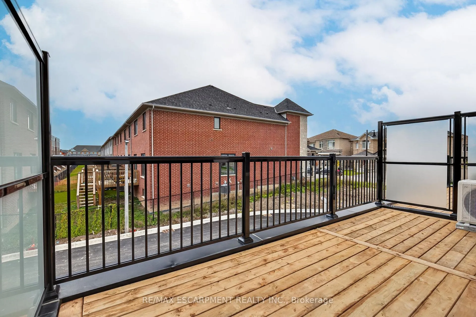 Photo 21 of Unit 28, 70 Kenesky Drive, Hamilton, Waterdown — HOMEH