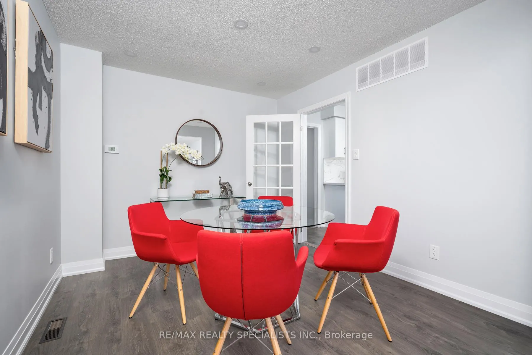 Photo 14 of Unit UPPER, 25 Twinberry Crescent, Vaughan, East Woodbridge — HOMEH