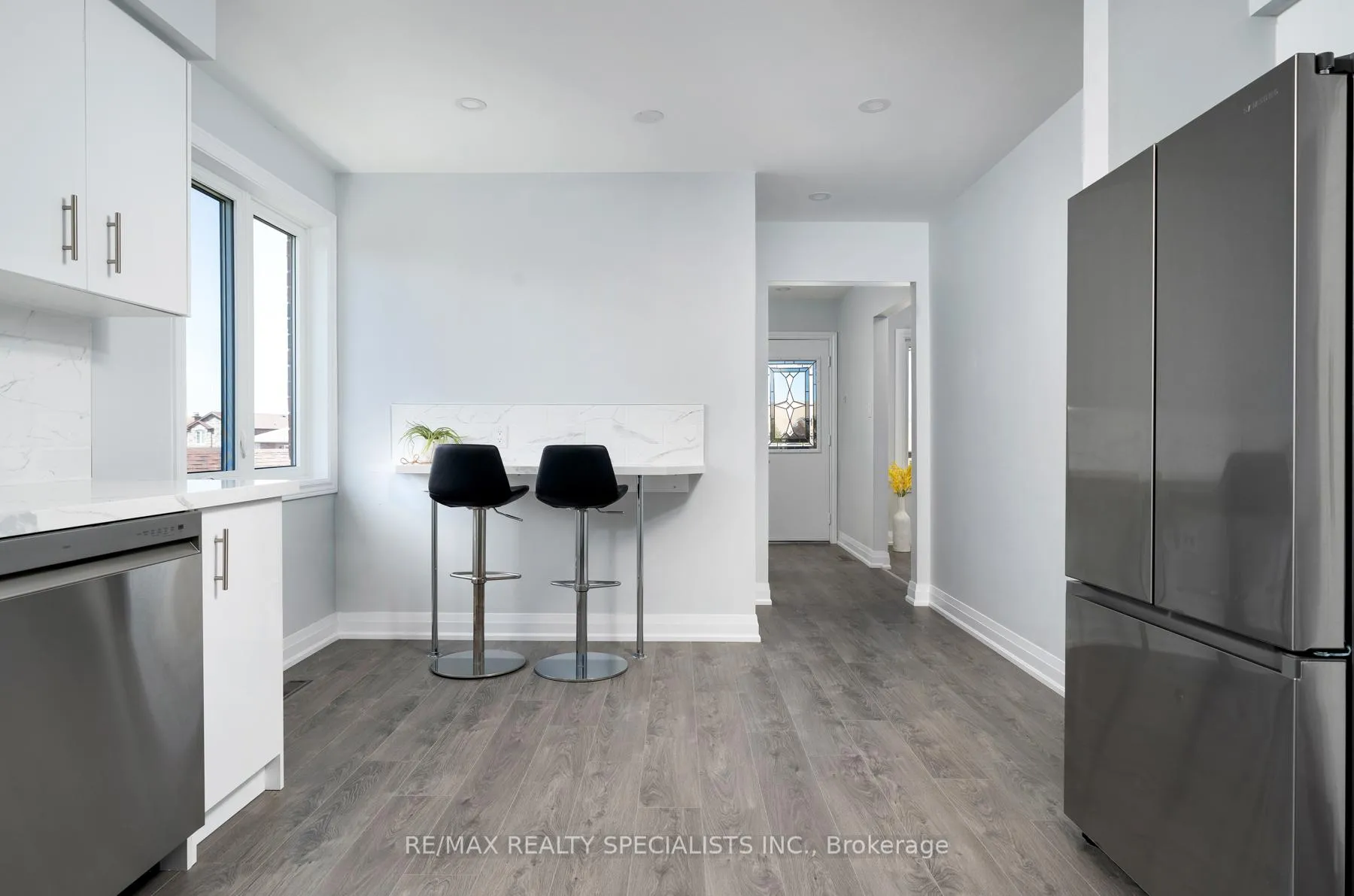 Photo 18 of Unit UPPER, 25 Twinberry Crescent, Vaughan, East Woodbridge — HOMEH