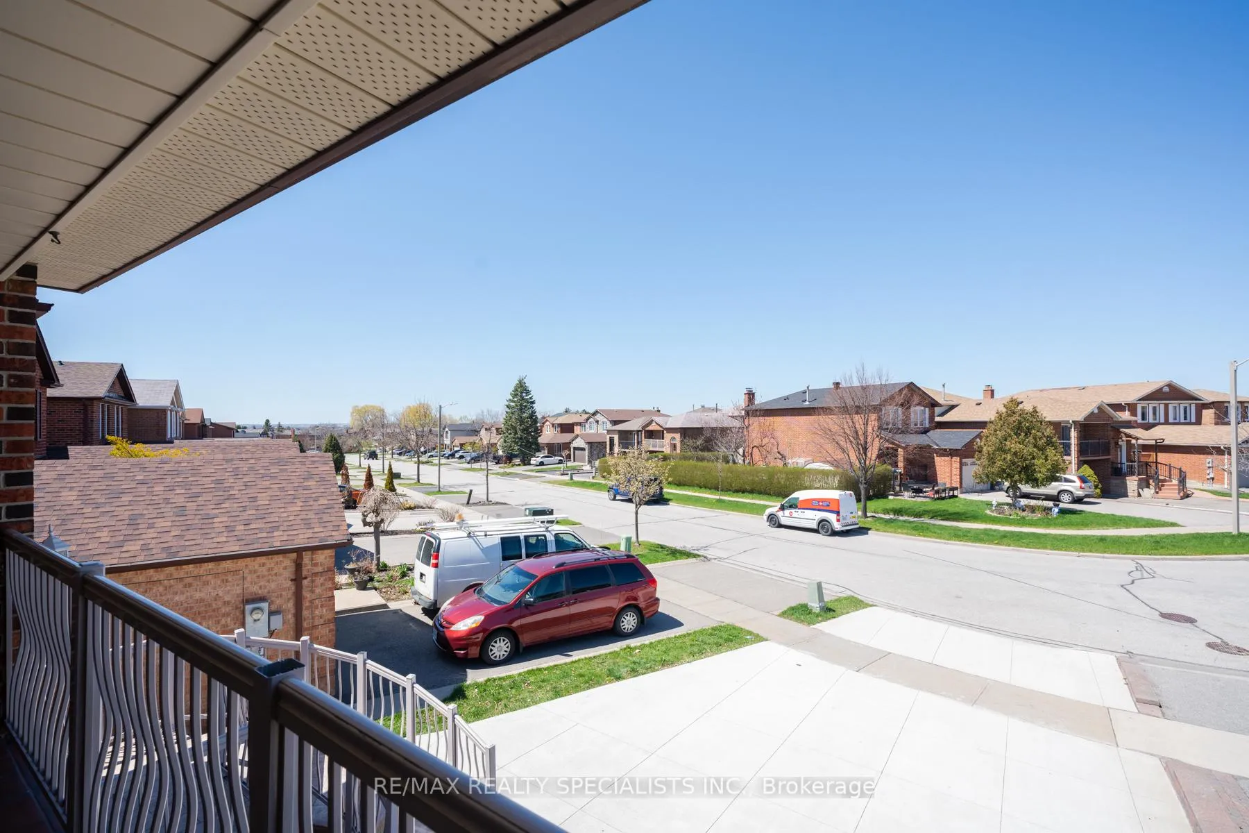 Photo 39 of Unit UPPER, 25 Twinberry Crescent, Vaughan, East Woodbridge — HOMEH