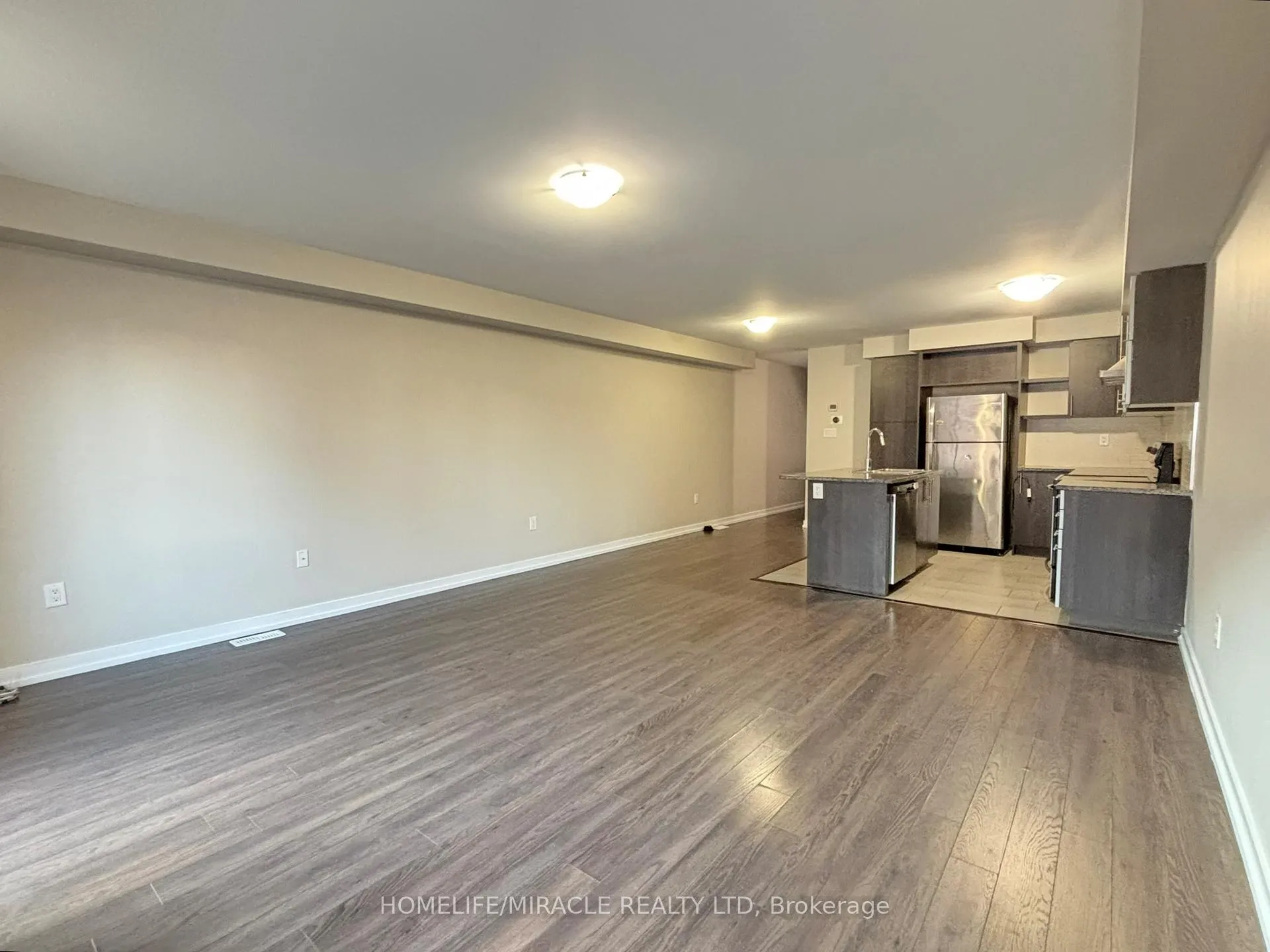 Photo 9 of 4 Hoover Road, Brampton, Northwest Brampton — HOMEH