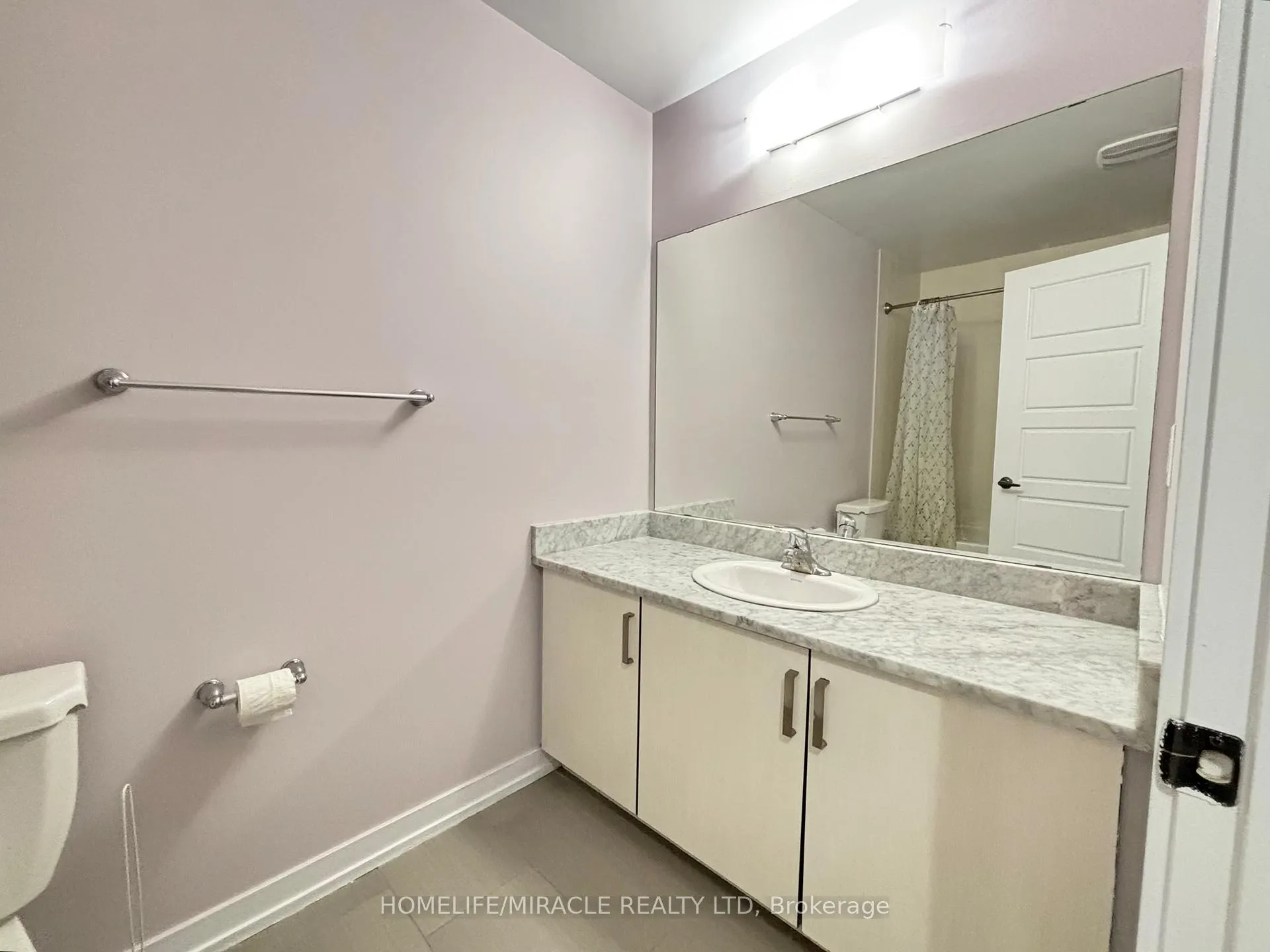 Photo 17 of 4 Hoover Road, Brampton, Northwest Brampton — HOMEH