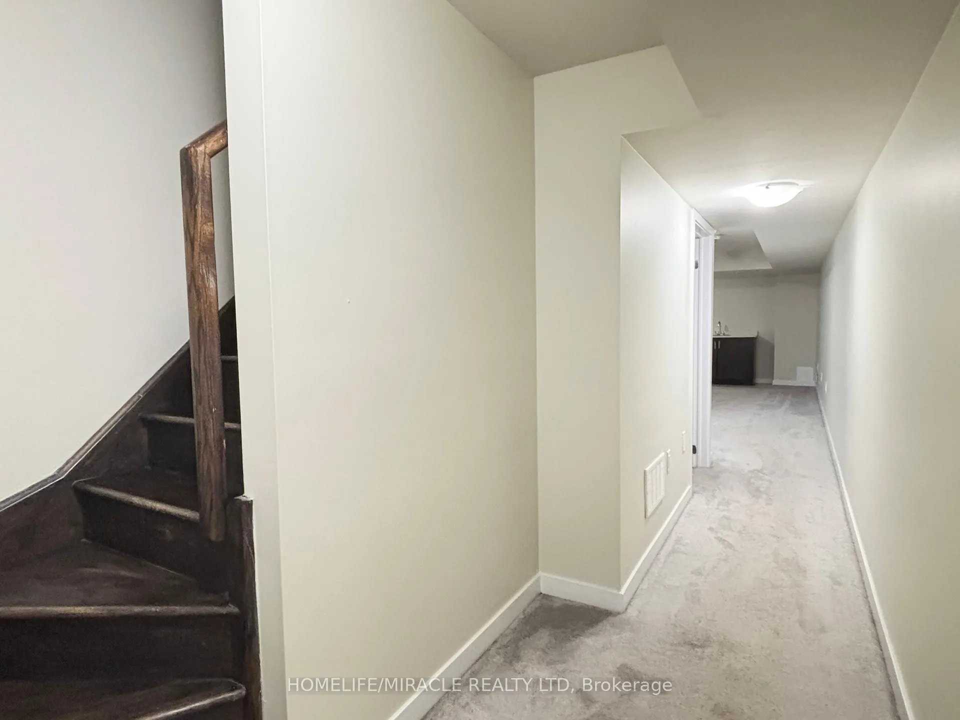 Photo 25 of 4 Hoover Road, Brampton, Northwest Brampton — HOMEH
