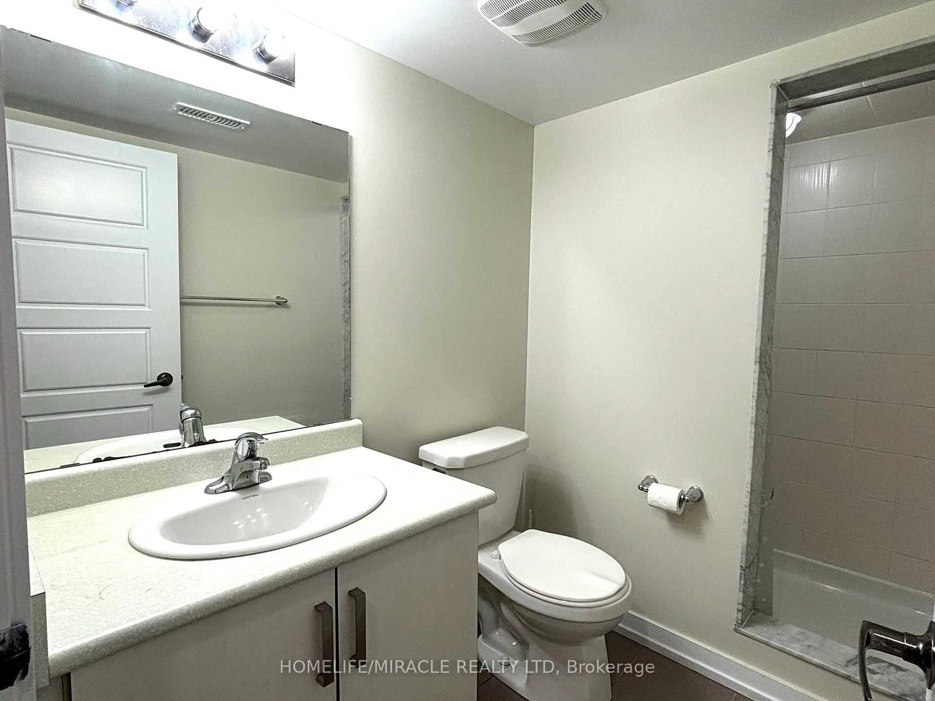 Photo 27 of 4 Hoover Road, Brampton, Northwest Brampton — HOMEH