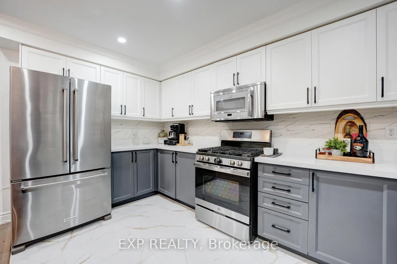 Photo 13 of 33 Hartrick Place, Whitby, Rolling Acres — HOMEH