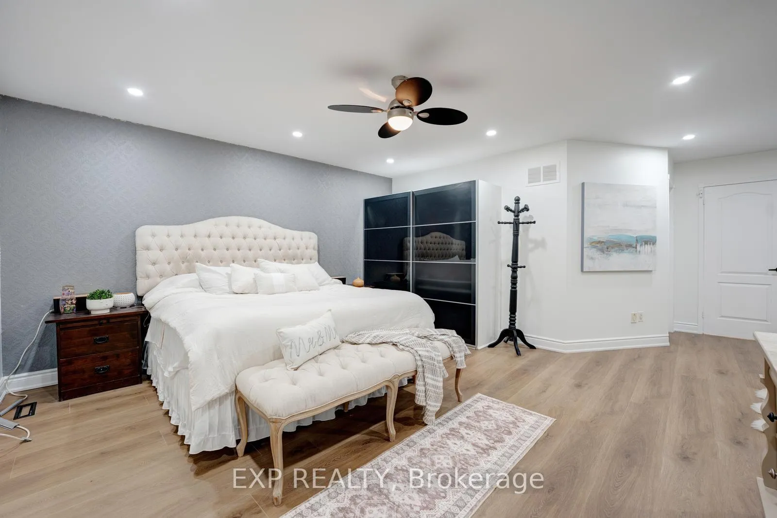 Photo 19 of 33 Hartrick Place, Whitby, Rolling Acres — HOMEH