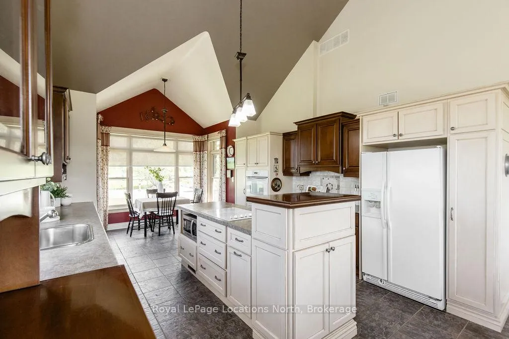 Photo 18 of 236254 Grey 13 Road, Grey Highlands — HOMEH