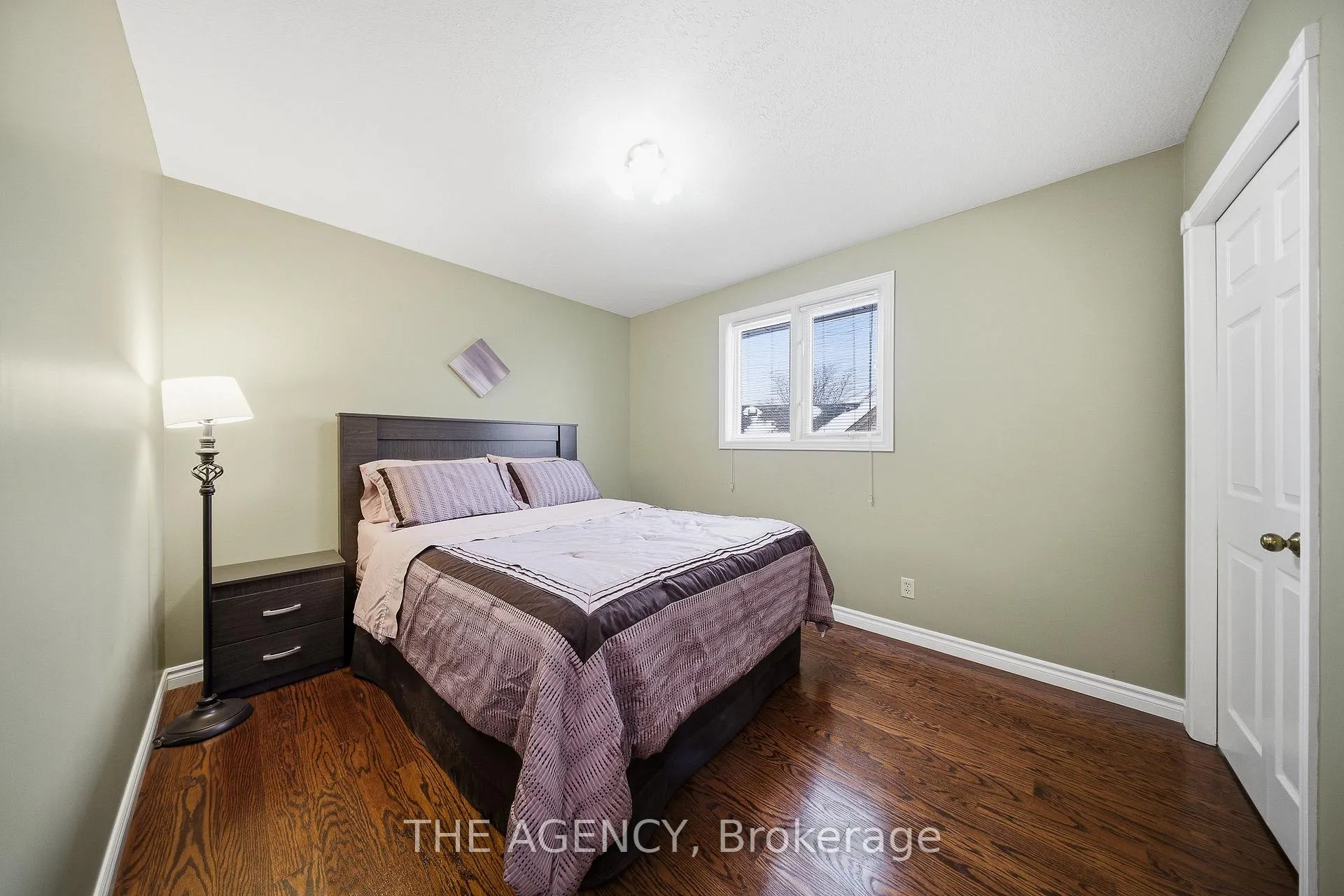 Photo 20 of 47 Burnt Ember Court, Kitchener — HOMEH