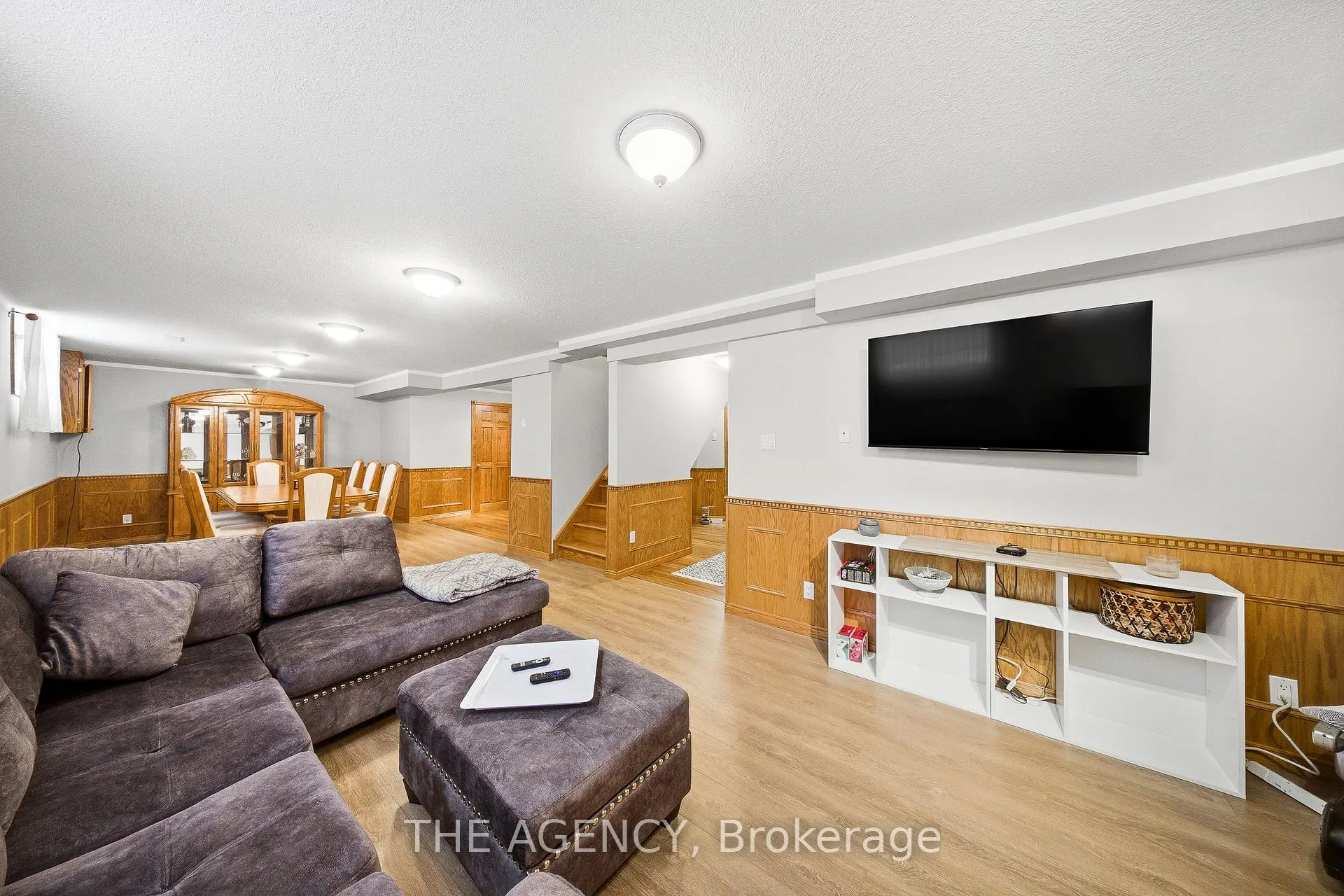 Photo 24 of 47 Burnt Ember Court, Kitchener — HOMEH