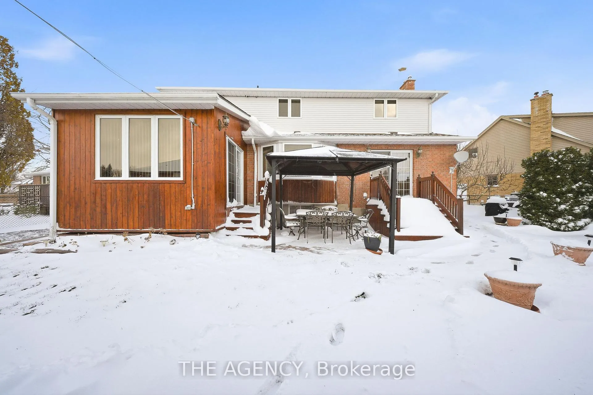 Photo 30 of 47 Burnt Ember Court, Kitchener — HOMEH