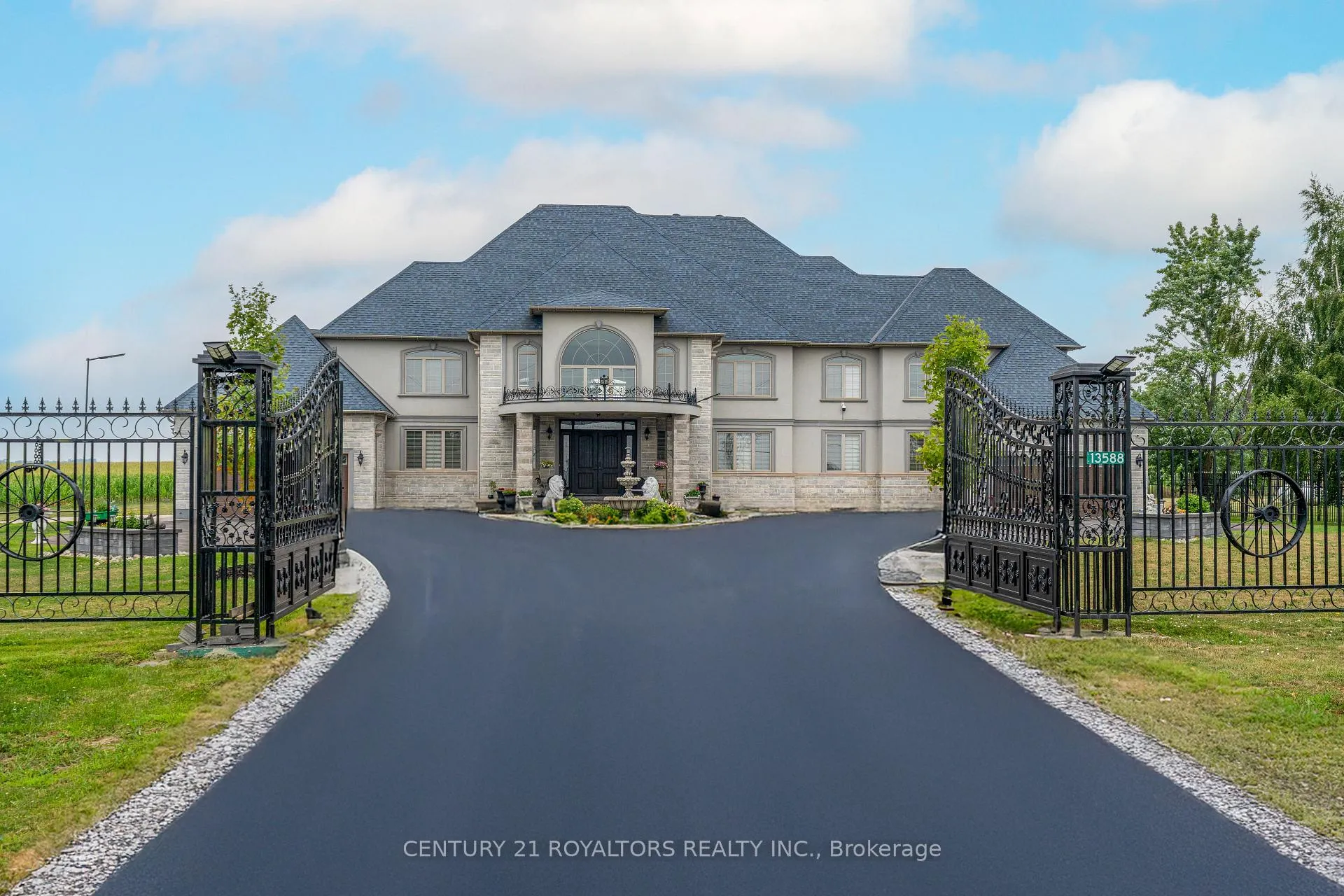 Photo 2 of 13588 Airport Road, Caledon, Rural Caledon — HOMEH