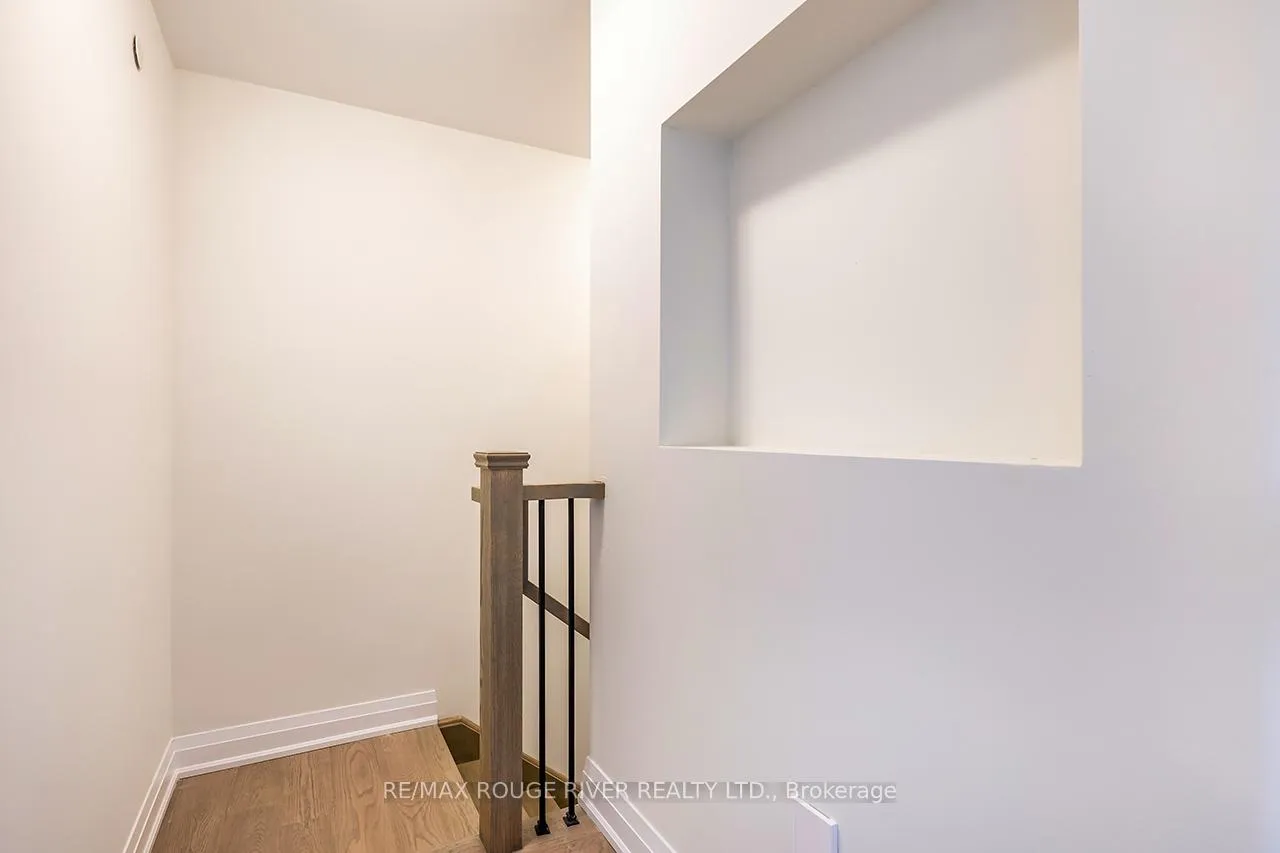 Photo 14 of 10 Marret Lane, Clarington, Newcastle — HOMEH