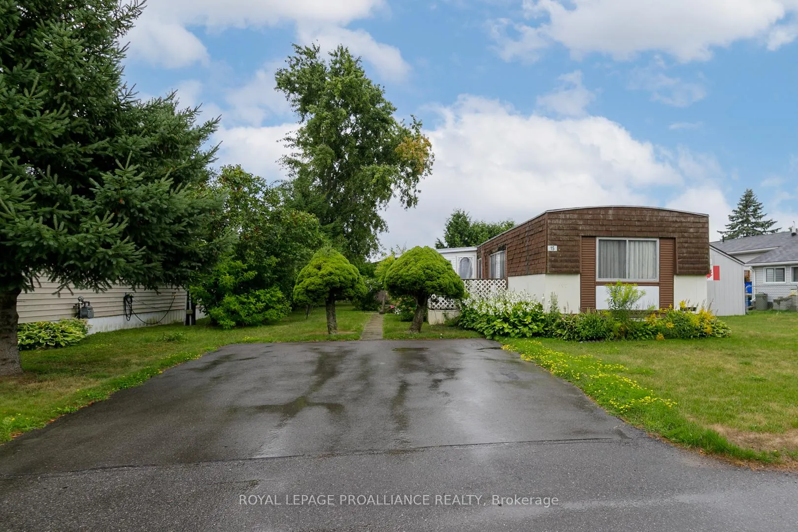 Photo 1 of 15 Thrush Lane, Quinte West, Sidney Ward — HOMEH