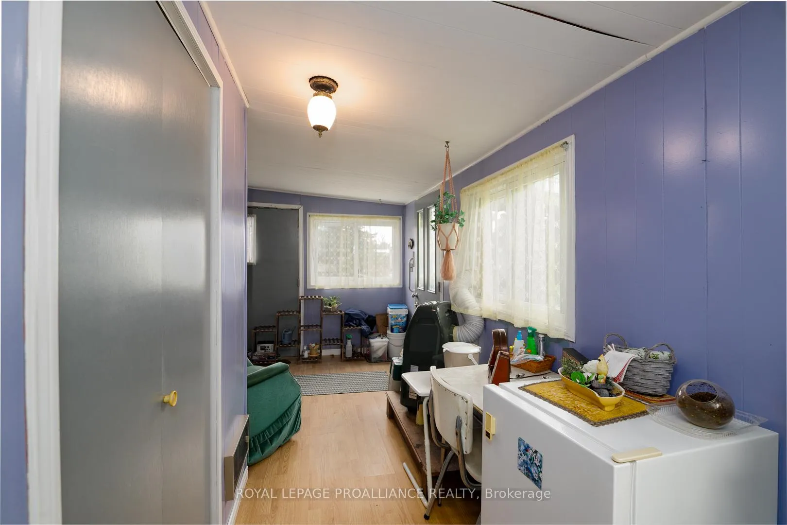 Photo 4 of 15 Thrush Lane, Quinte West, Sidney Ward — HOMEH