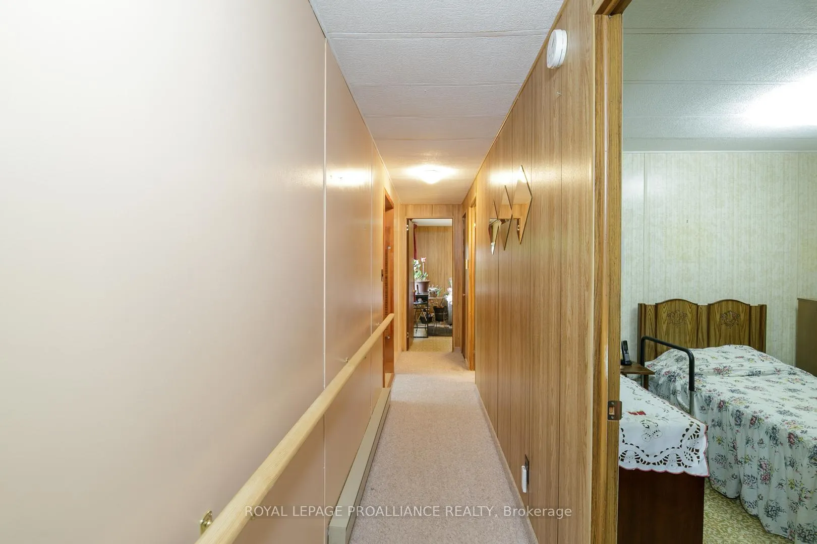 Photo 10 of 15 Thrush Lane, Quinte West, Sidney Ward — HOMEH