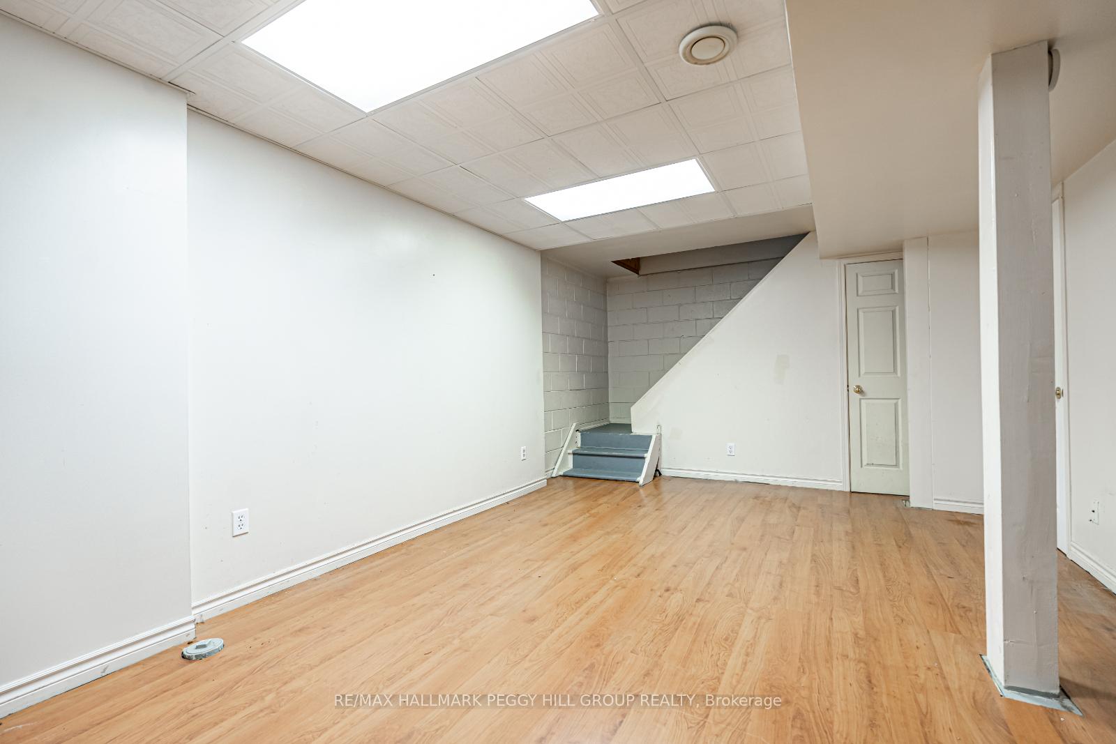 Photo 14 of 211 Phillips Street, Barrie, Ardagh — HOMEH