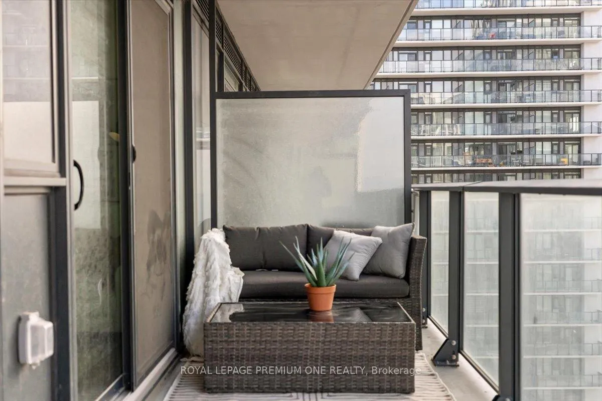 Photo 38 of Unit 2102, 8960 Jane Street, Vaughan, Concord — HOMEH