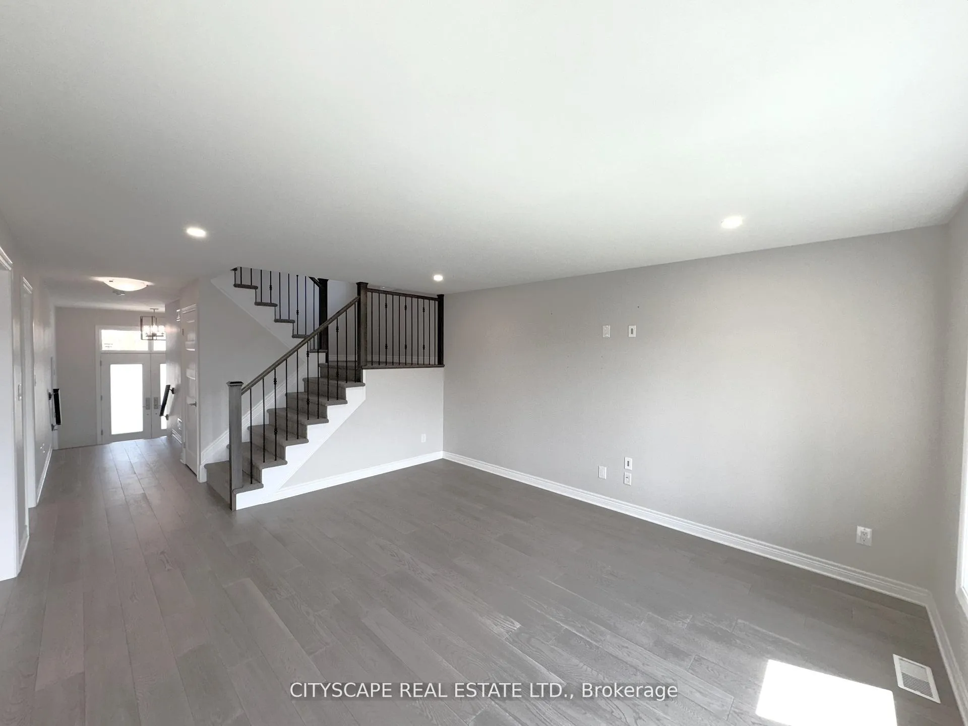 Photo 12 of 11 Hopkins Street, Thorold, Hurricane/Merrittville — HOMEH