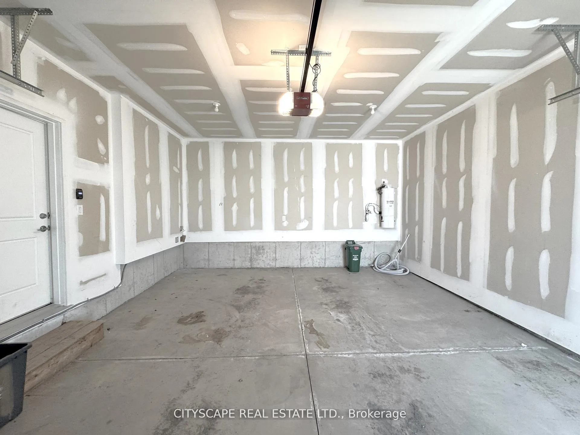 Photo 45 of 11 Hopkins Street, Thorold, Hurricane/Merrittville — HOMEH