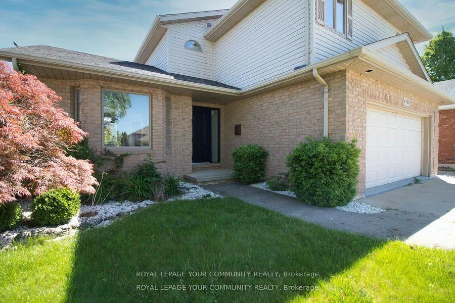 Photo 3 of 199 Garden Path, Chatham-Kent, Chatham — HOMEH
