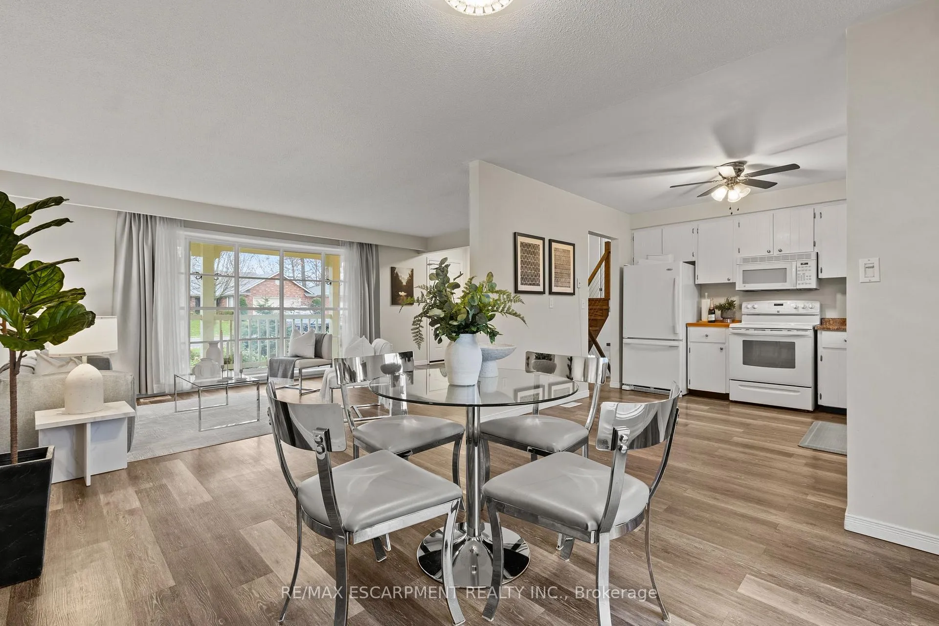 Photo 16 of 137 Brookfield Boulevard, Haldimand, Dunnville — HOMEH