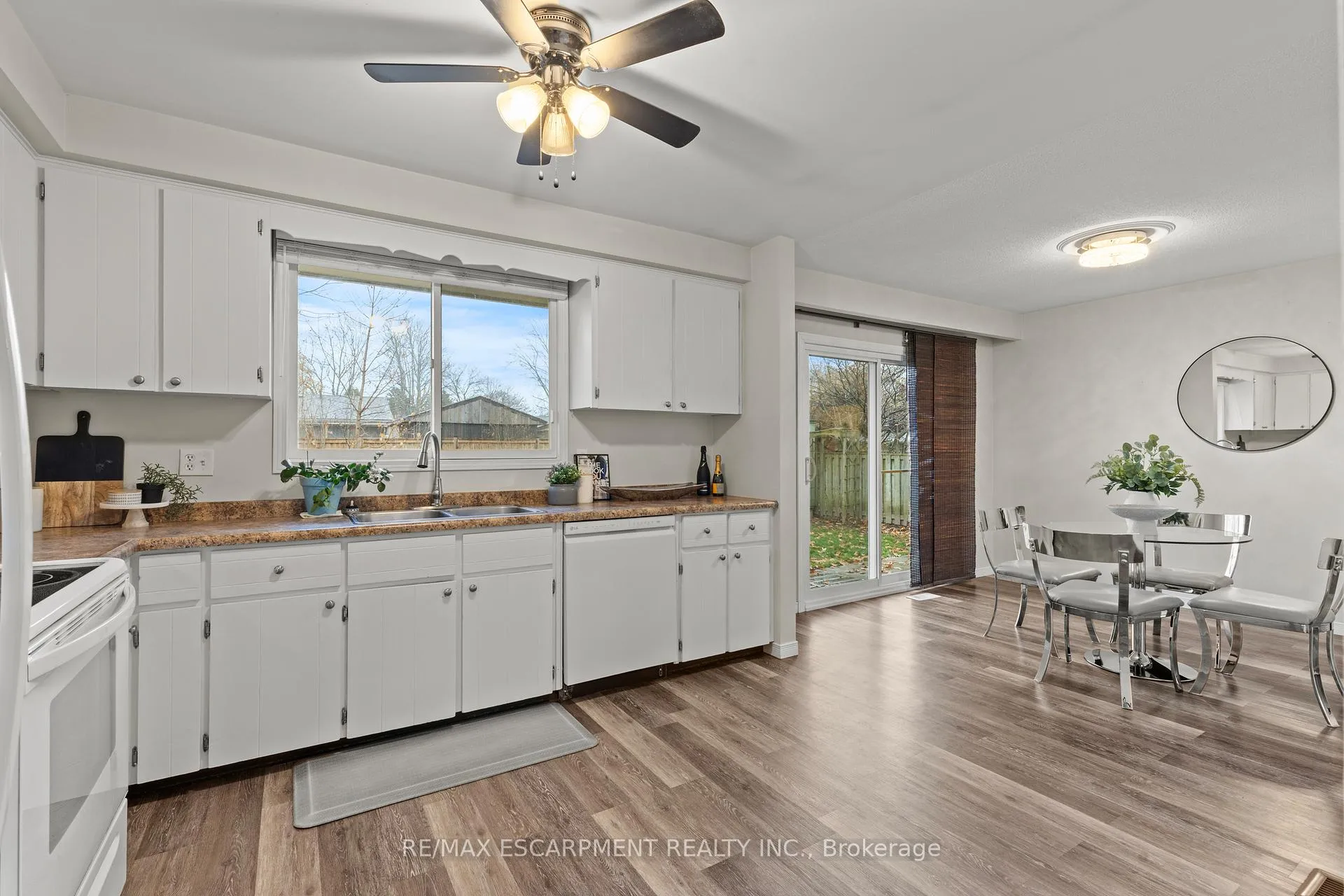 Photo 19 of 137 Brookfield Boulevard, Haldimand, Dunnville — HOMEH