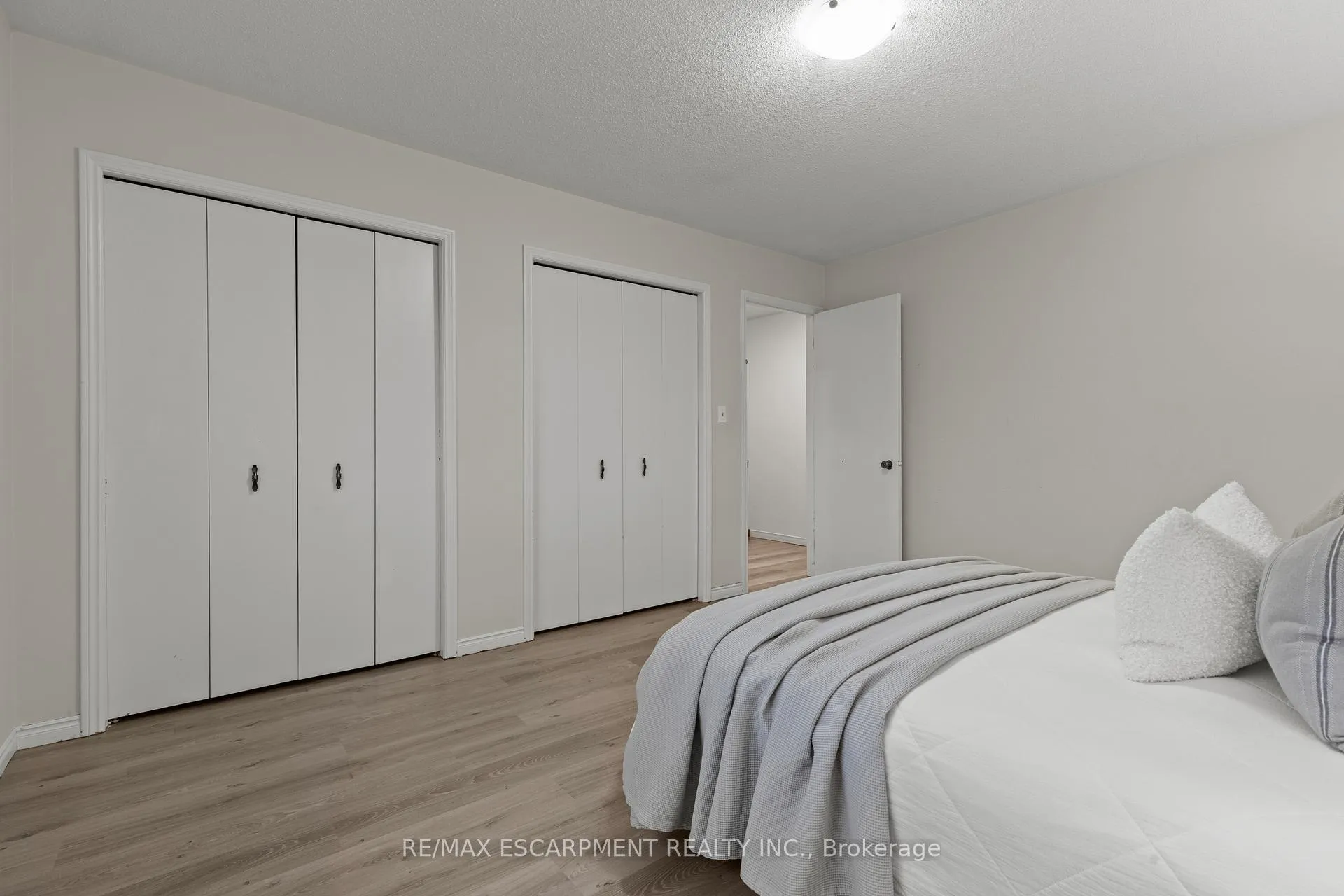 Photo 24 of 137 Brookfield Boulevard, Haldimand, Dunnville — HOMEH