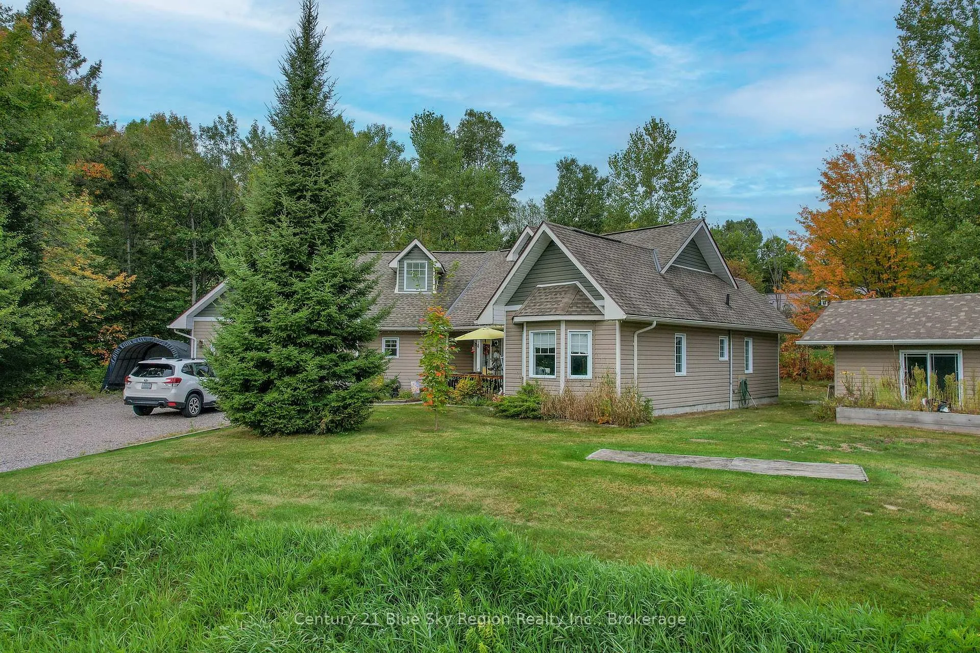Photo 2 of 200 Memorial Park Drive E, Powassan — HOMEH