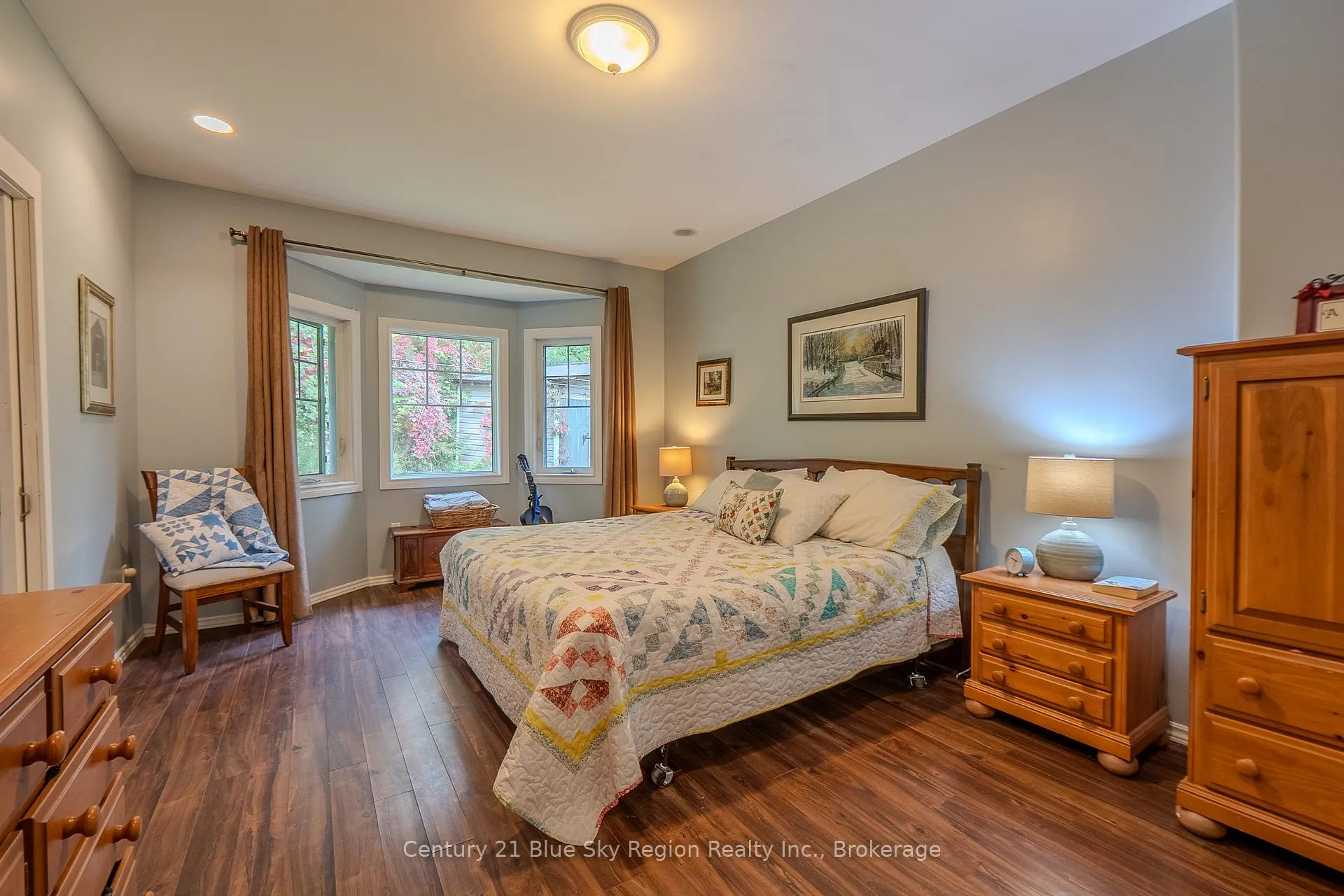 Photo 23 of 200 Memorial Park Drive E, Powassan — HOMEH