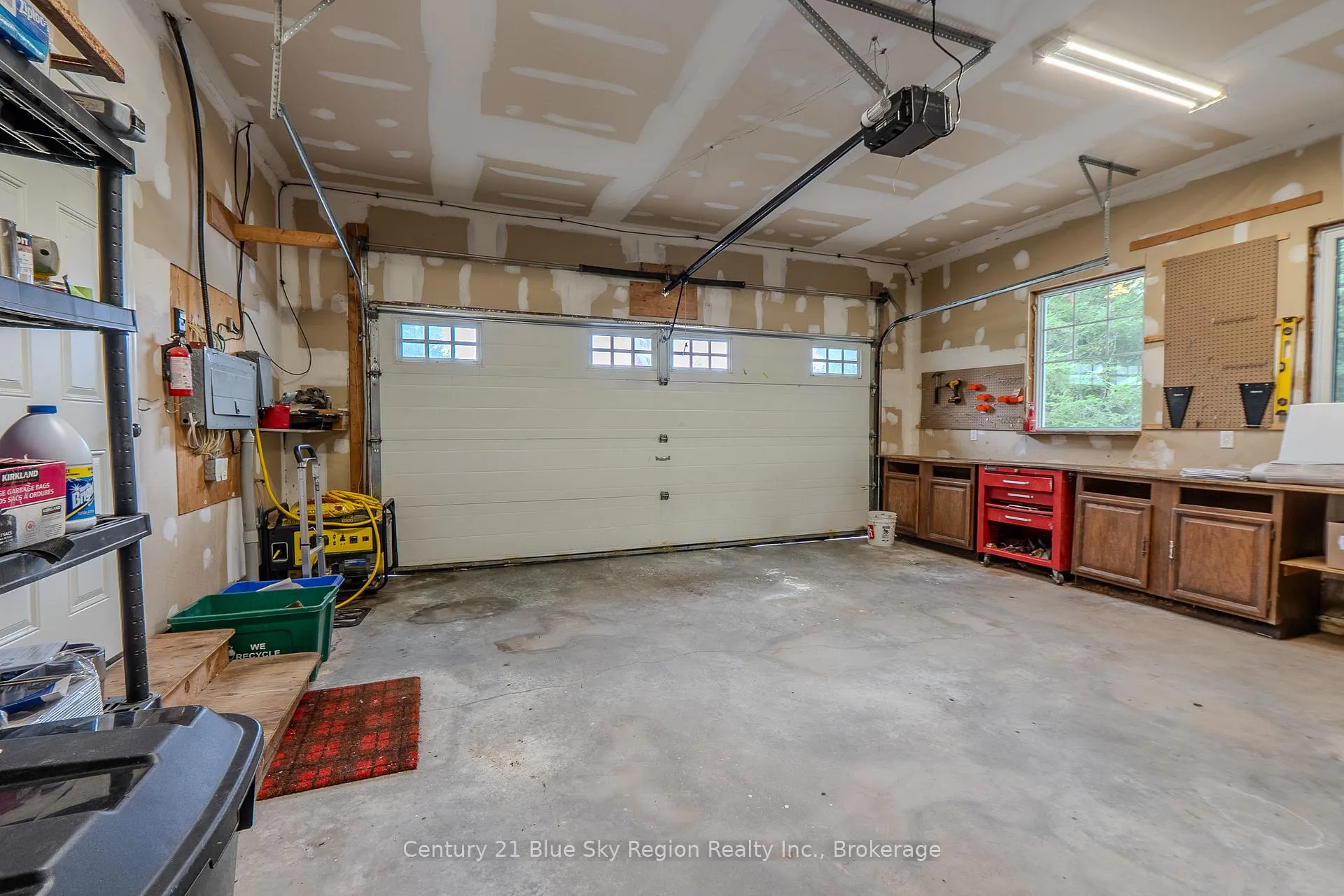 Photo 34 of 200 Memorial Park Drive E, Powassan — HOMEH
