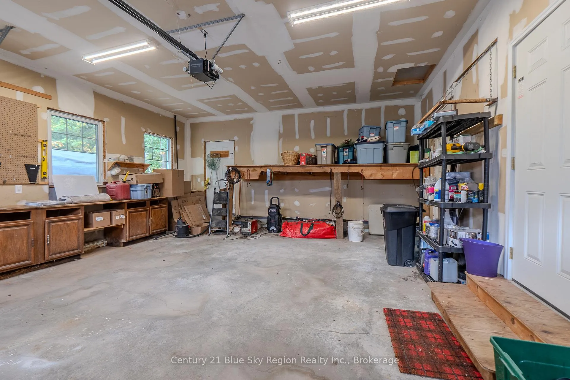 Photo 35 of 200 Memorial Park Drive E, Powassan — HOMEH