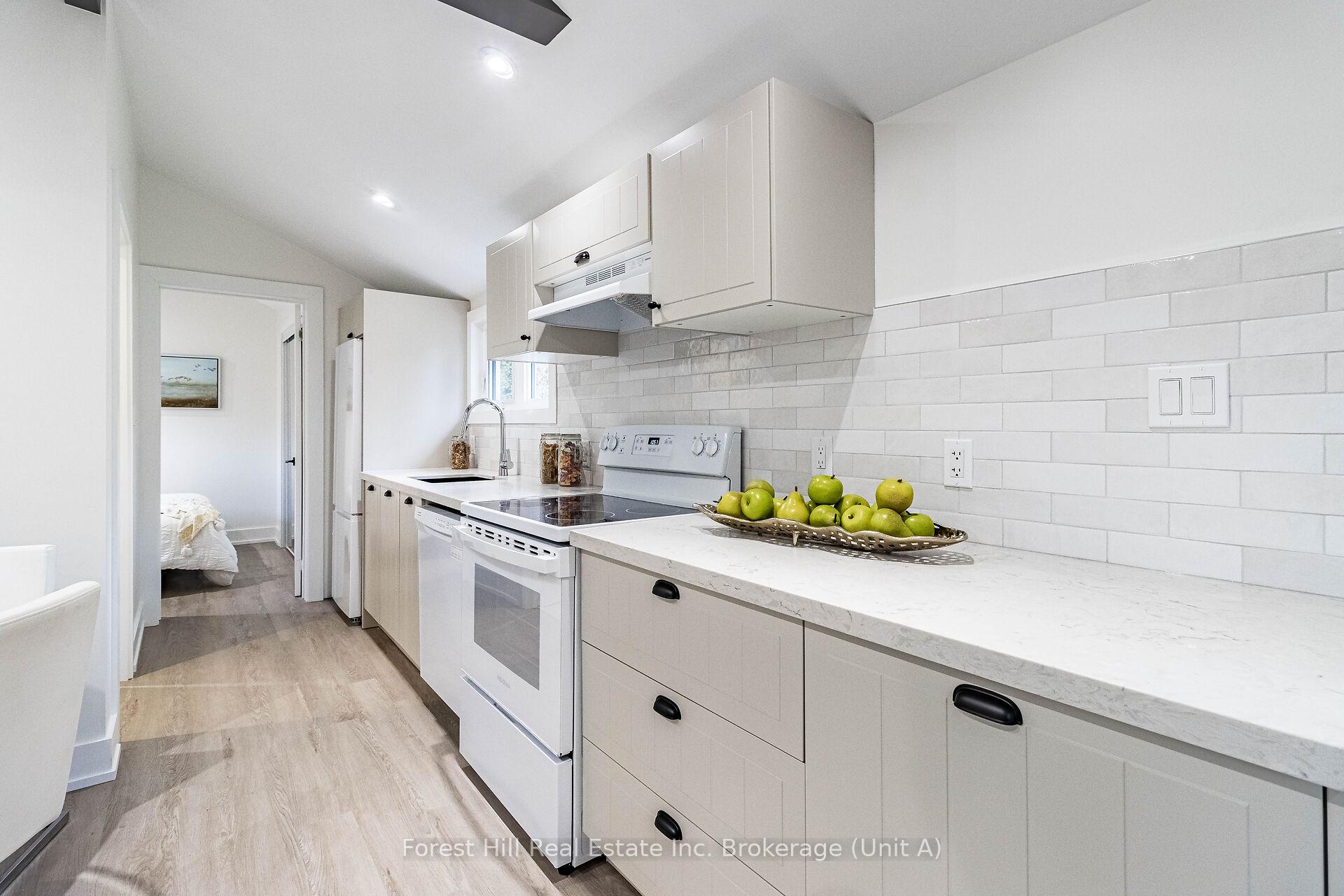 Photo 31 of 15 D Lane, Collingwood — HOMEH