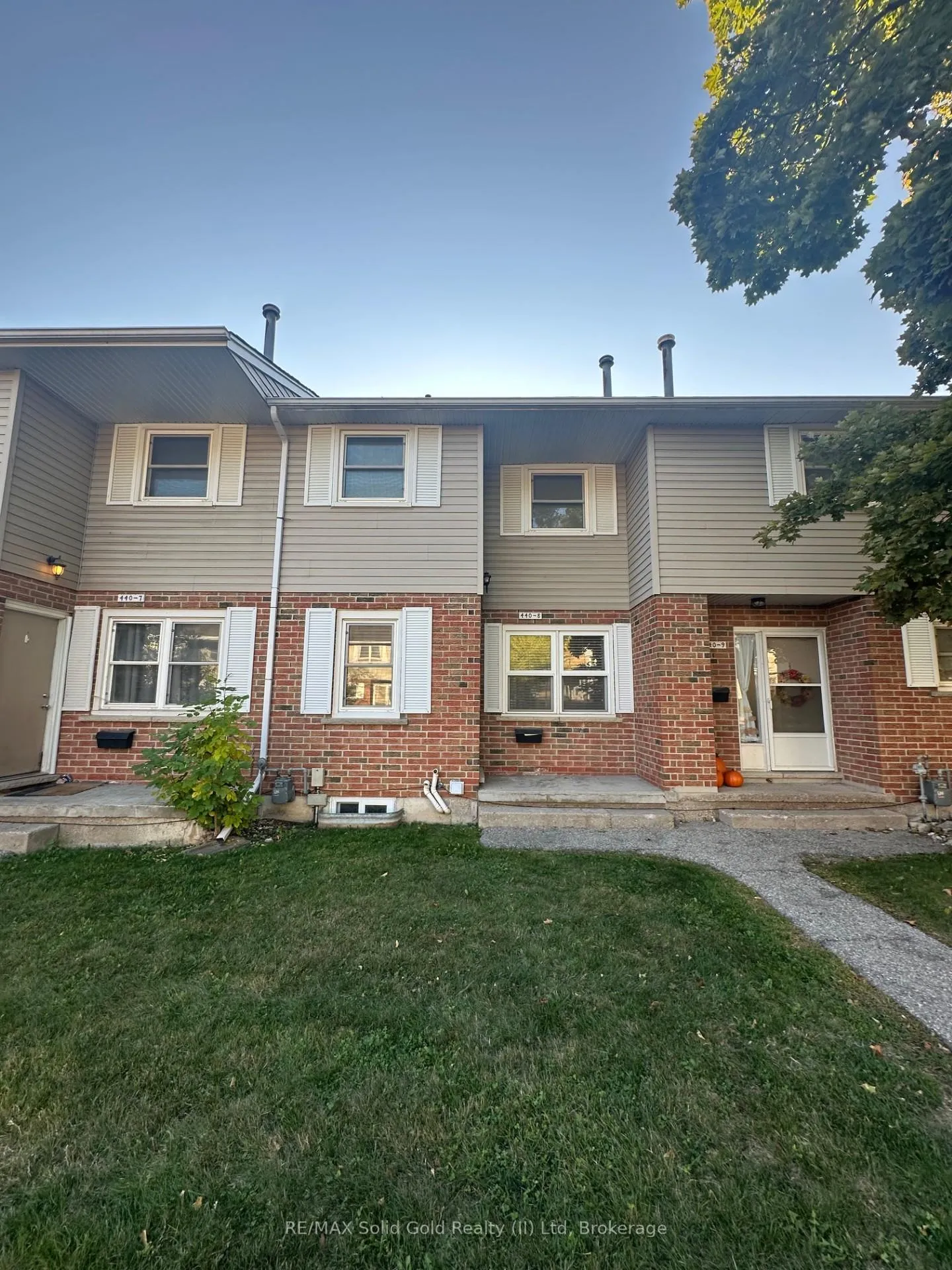 Photo 1 of Unit 8, 440 Pioneer Drive, Waterloo — HOMEH