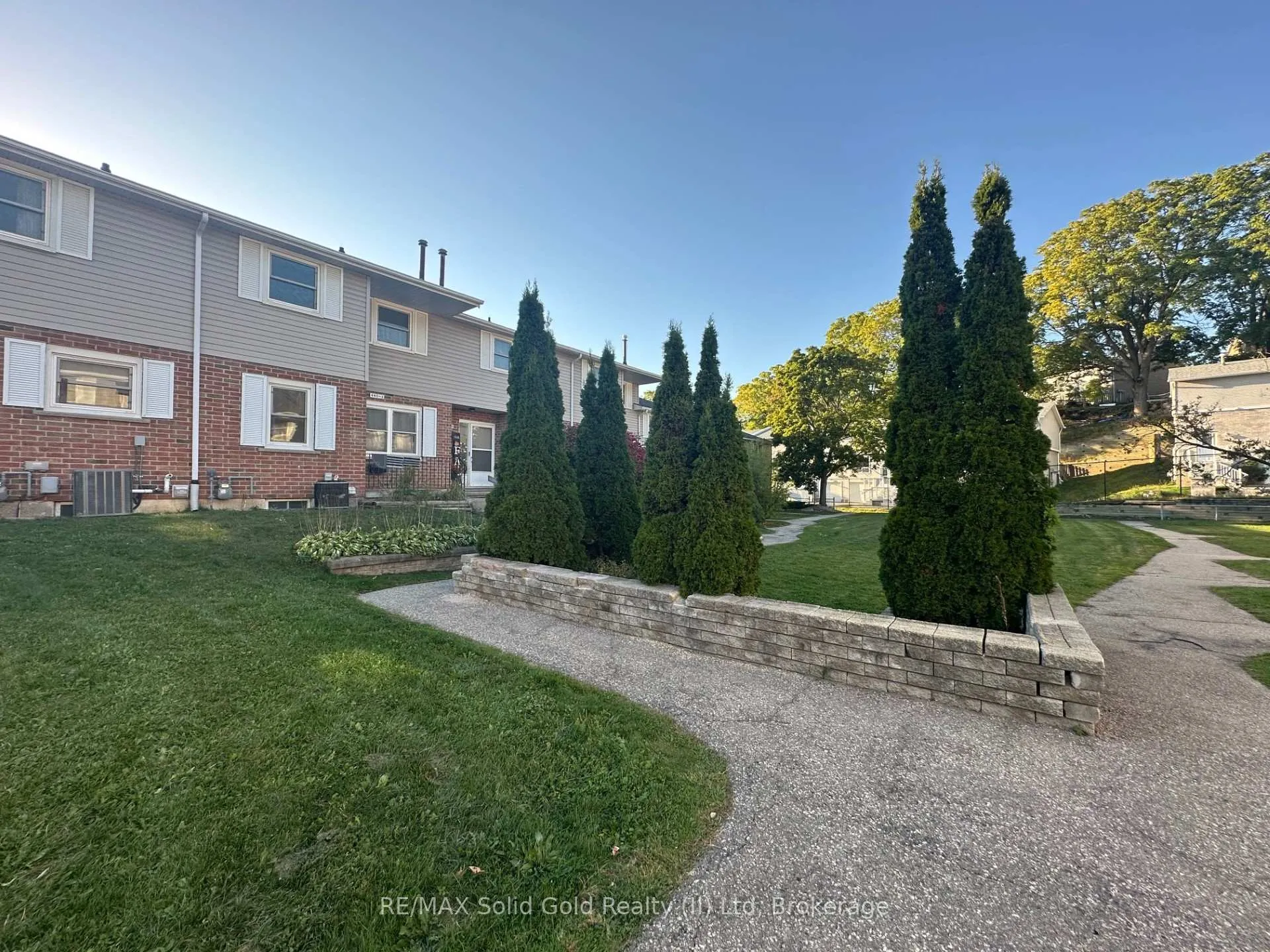 Photo 4 of Unit 8, 440 Pioneer Drive, Waterloo — HOMEH