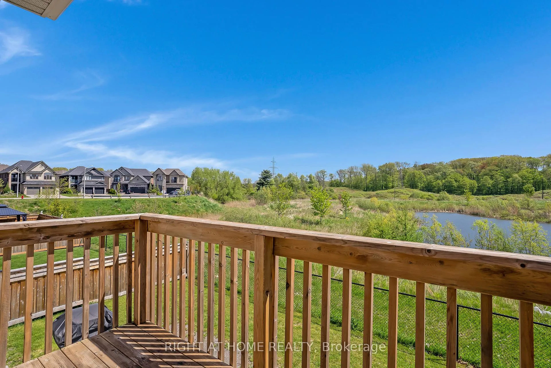 Photo 21 of 19 Robarts Drive, Hamilton, Ancaster — HOMEH