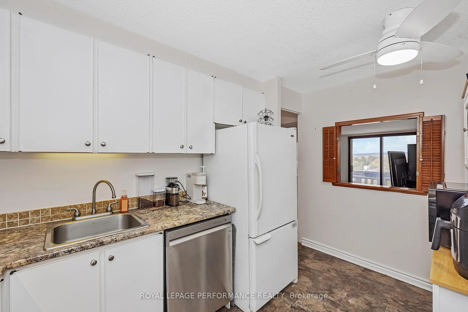 Photo 14 of Unit 308, 415 Greenview Avenue, Ottawa, Britannia — HOMEH