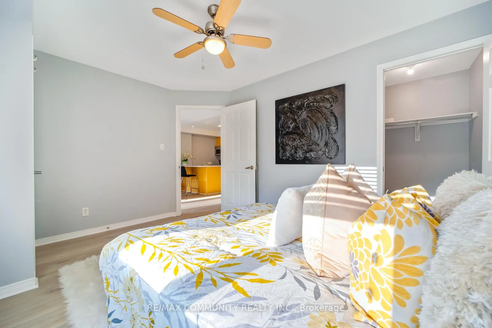 Photo 9 of Unit 202, 124 Aspen Springs Drive, Clarington, Bowmanville — HOMEH