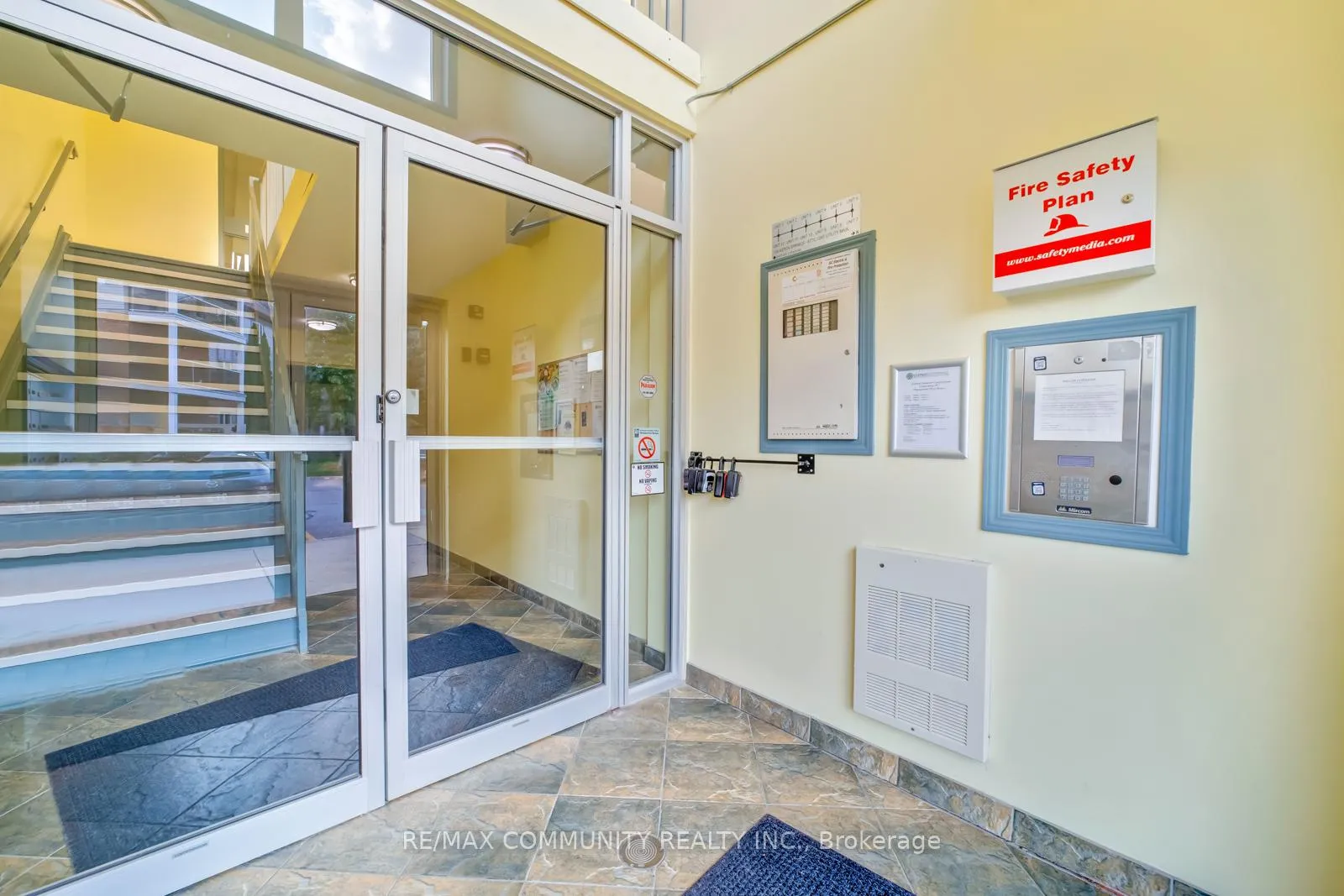 Photo 19 of Unit 202, 124 Aspen Springs Drive, Clarington, Bowmanville — HOMEH