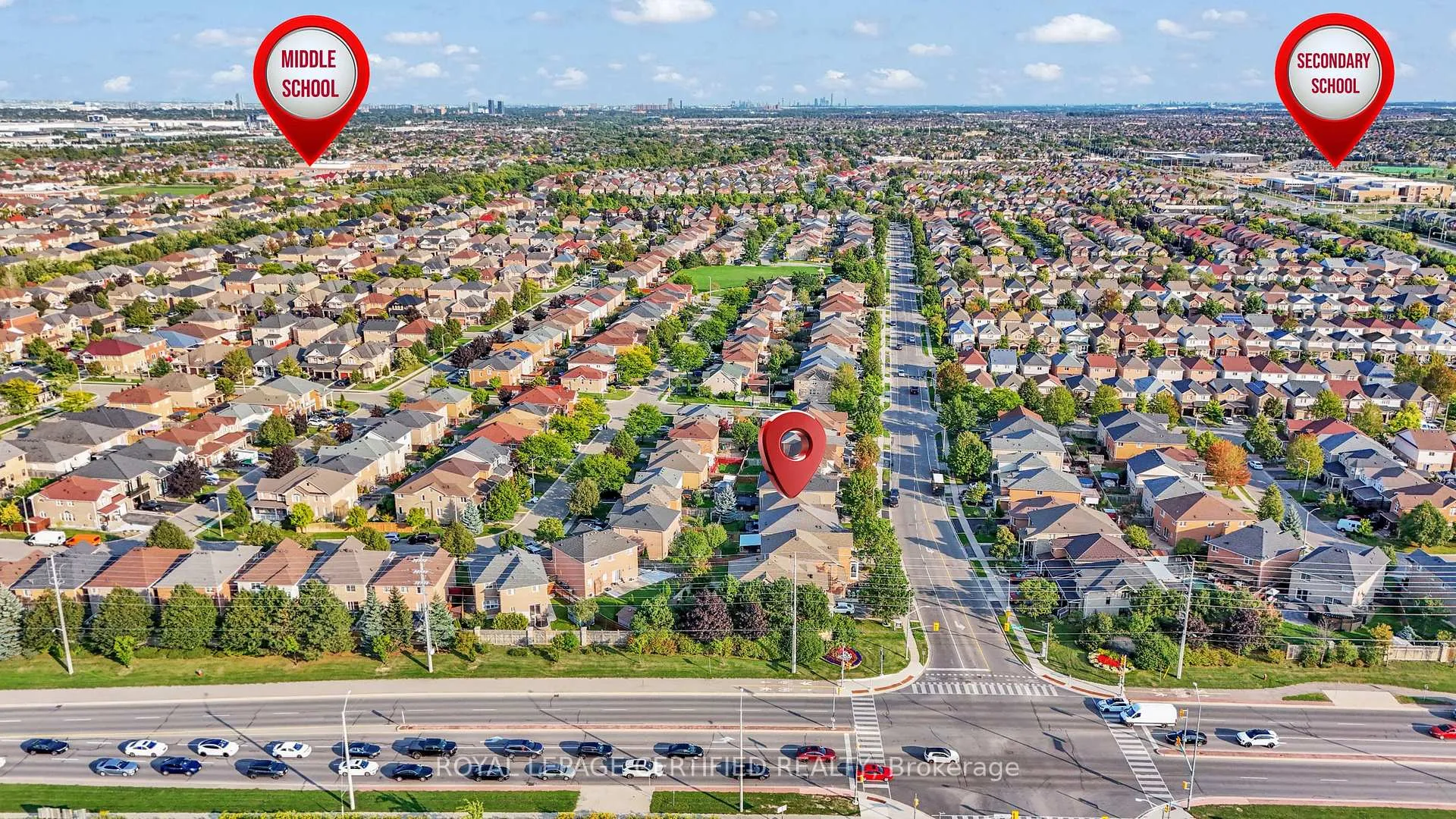 Photo 3 of 363 Edenbrook Hill Drive, Brampton, Fletcher's Meadow — HOMEH