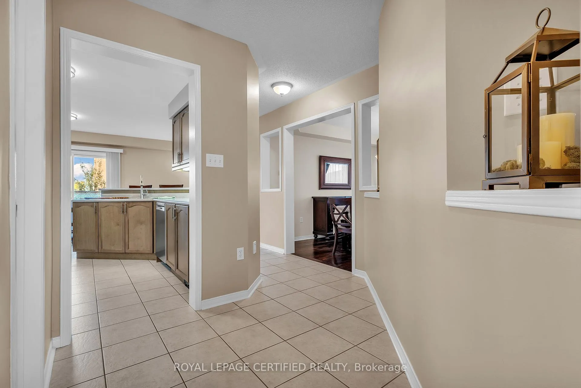 Photo 6 of 363 Edenbrook Hill Drive, Brampton, Fletcher's Meadow — HOMEH