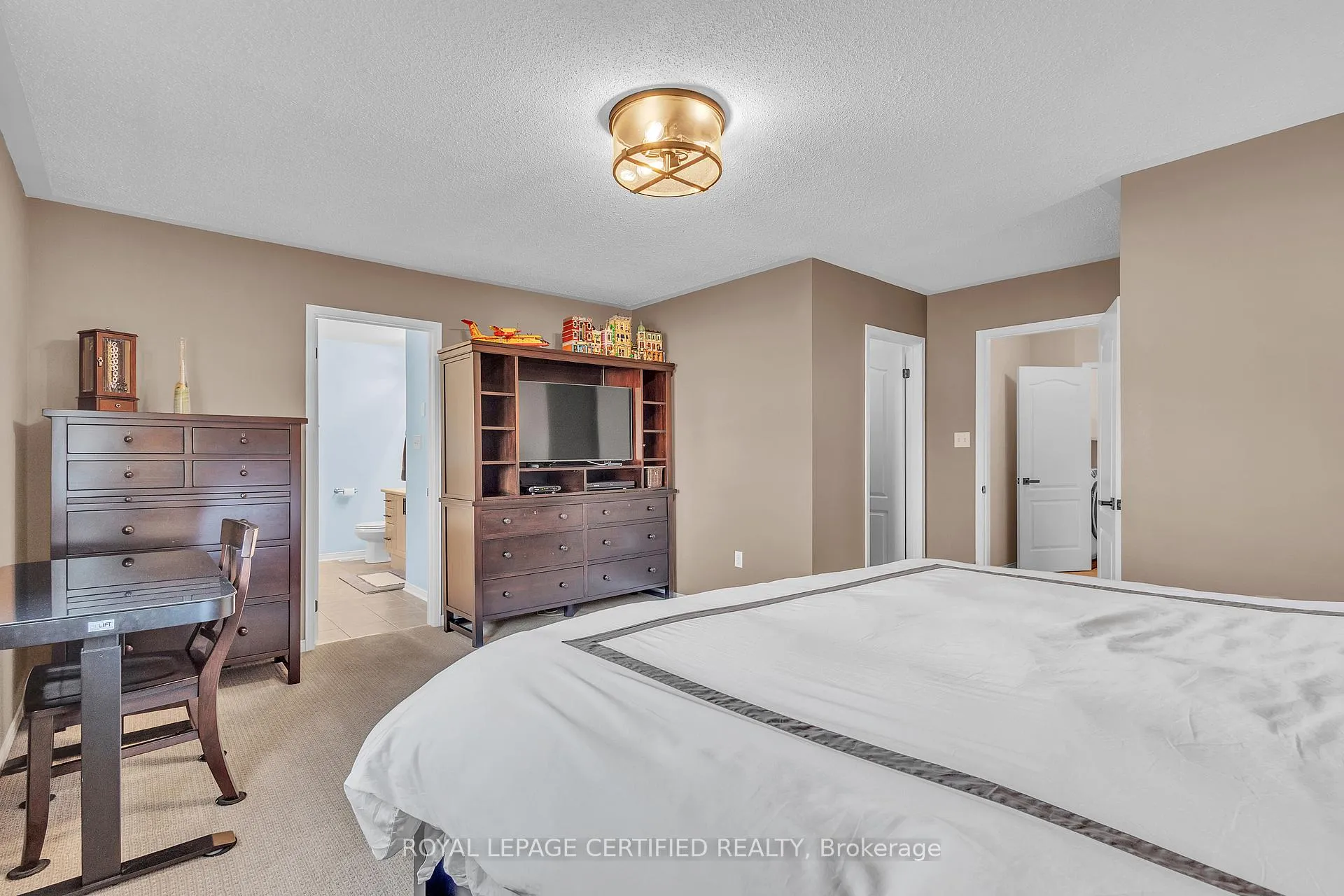 Photo 18 of 363 Edenbrook Hill Drive, Brampton, Fletcher's Meadow — HOMEH